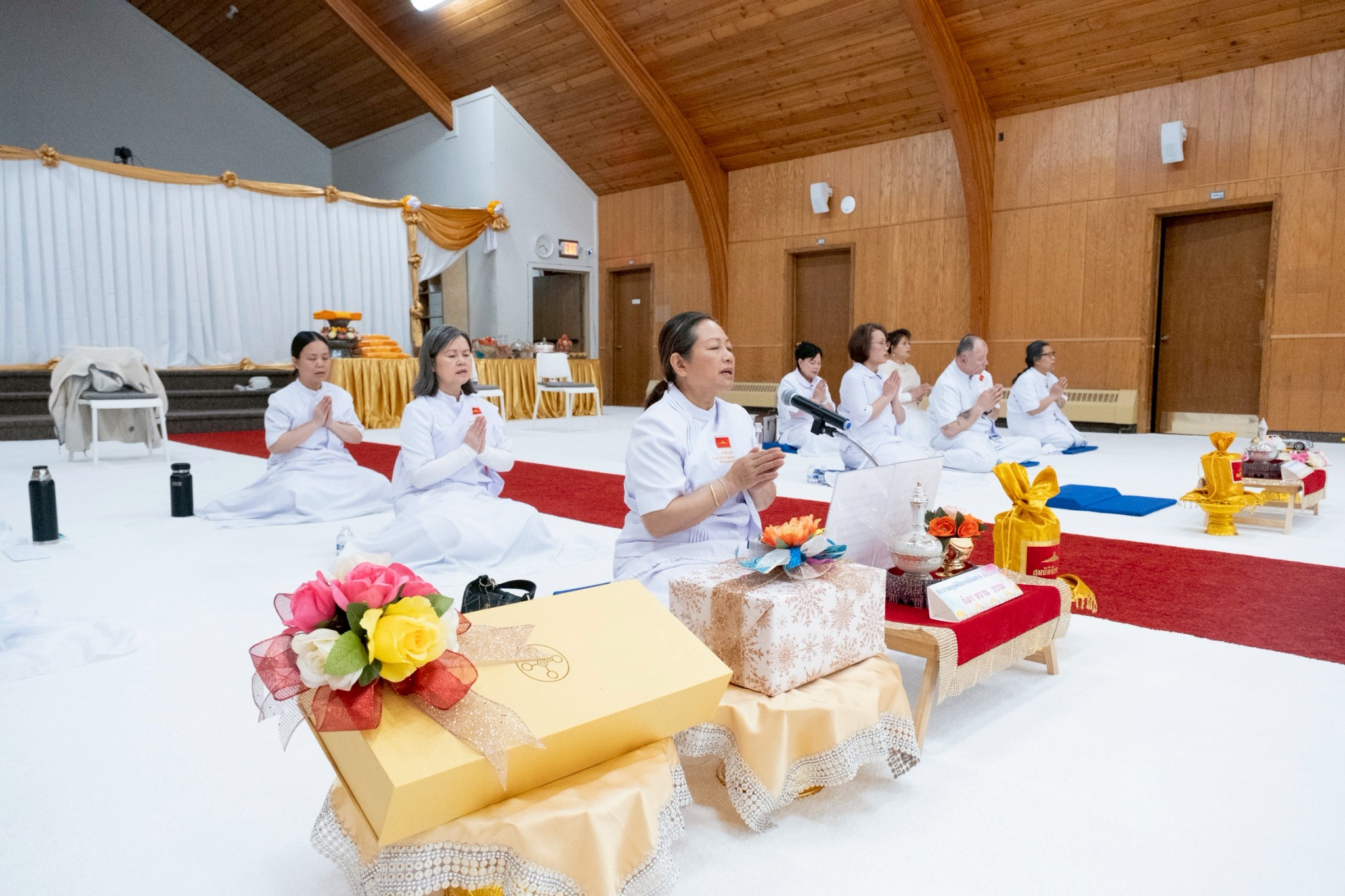 วัดพระธรรมกายมินเนโซตา จัดงานบุญบูชาข้าวพระ