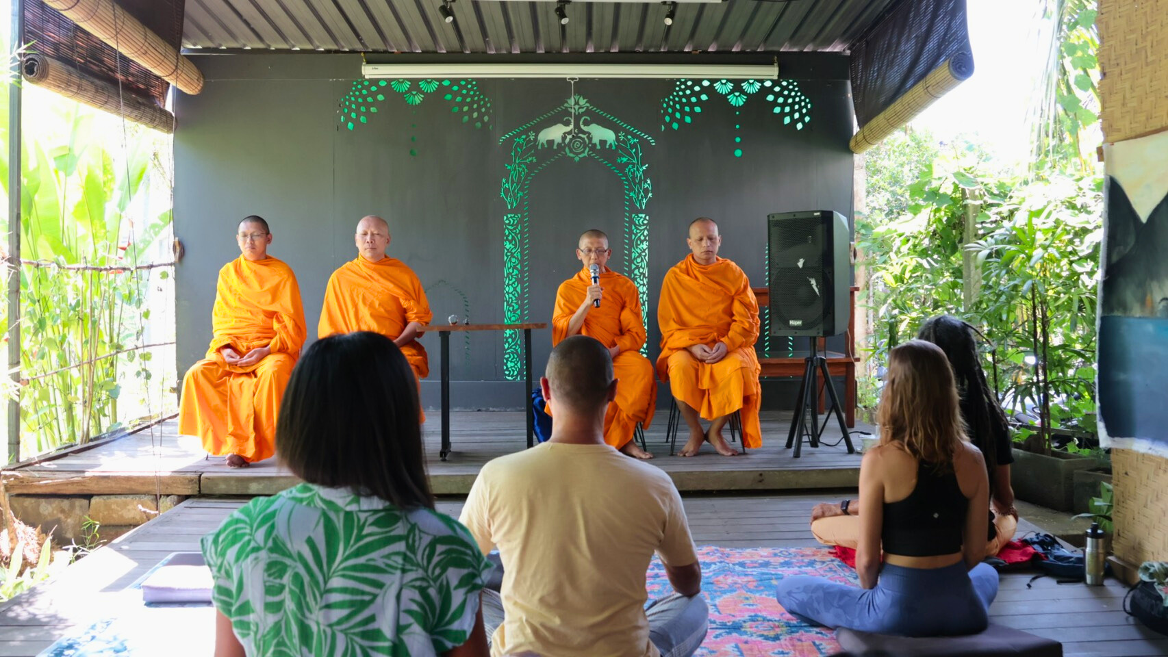 วัดพุทธบาหลี จัดกิจกรรมปฏิบัติธรรมพบความสงบในใจ
