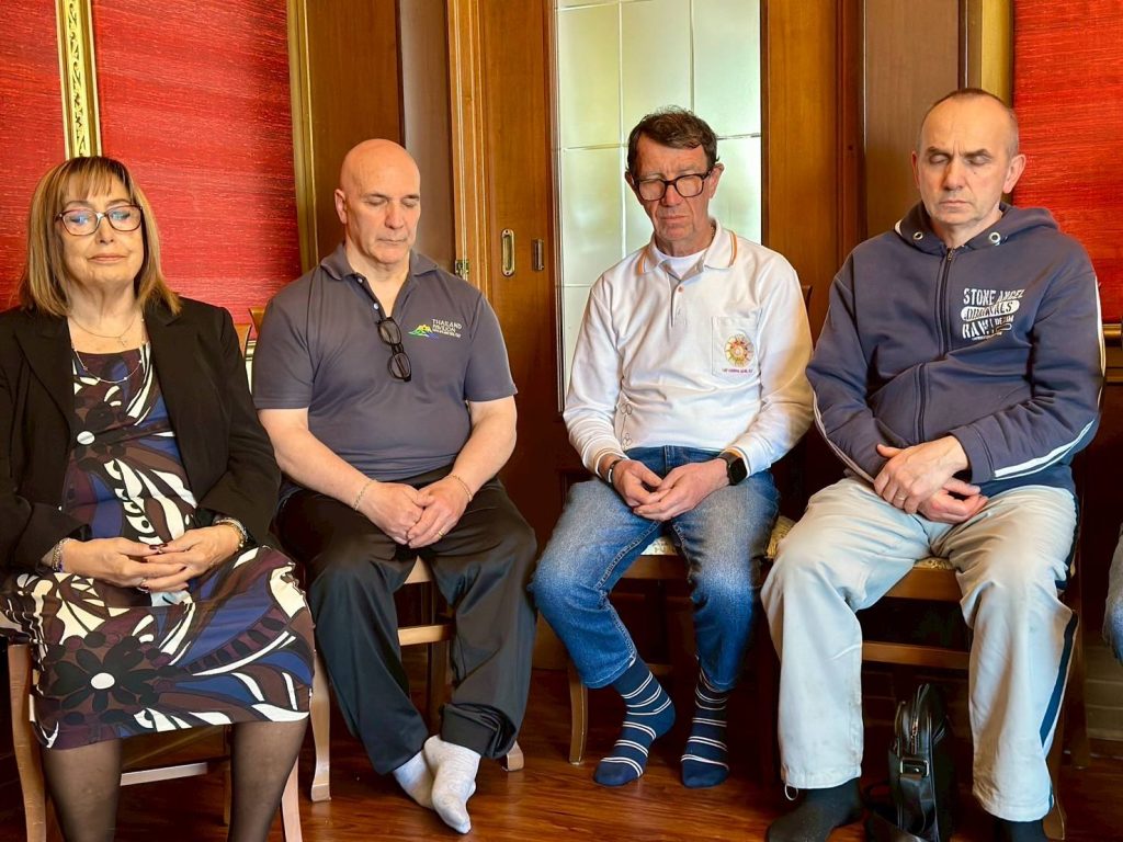 A meditation training program of Wat Phra Dhammakaya, Italy in Novara