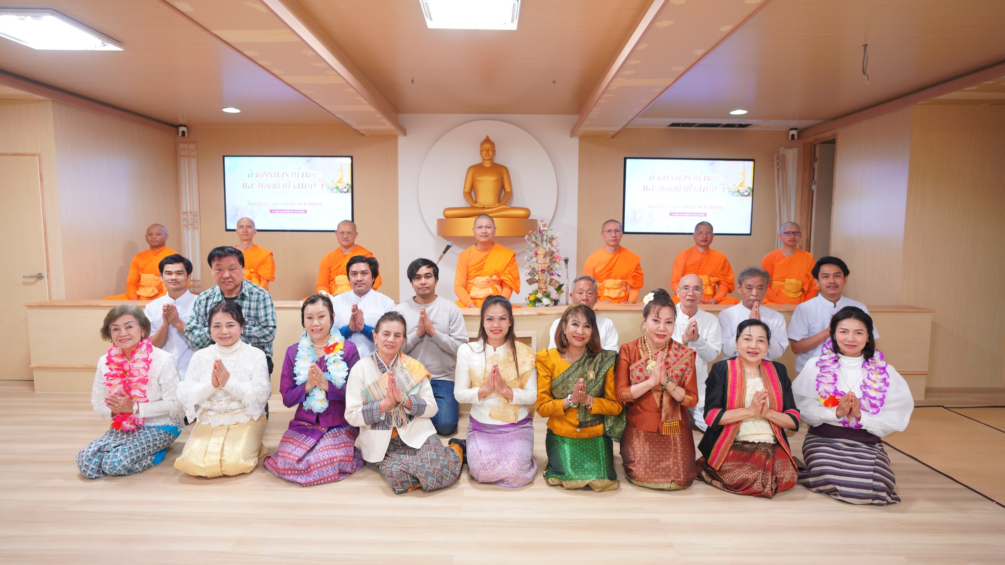 วัดพระธรรมกายโอซาก้า ได้จัดกิจกรรมงานบุญเนื่องในเทศกาลสงกรานต์