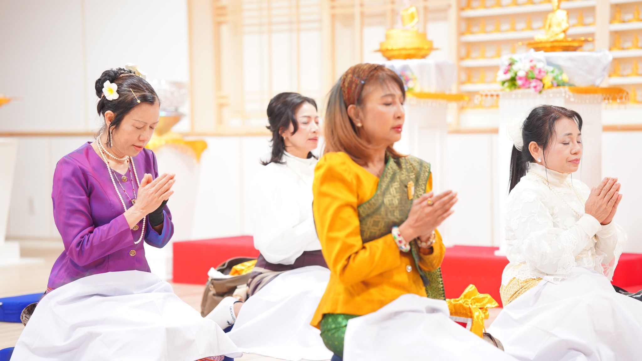 วัดพระธรรมกายโอซาก้า จัดงานบุญสงกรานต์ 