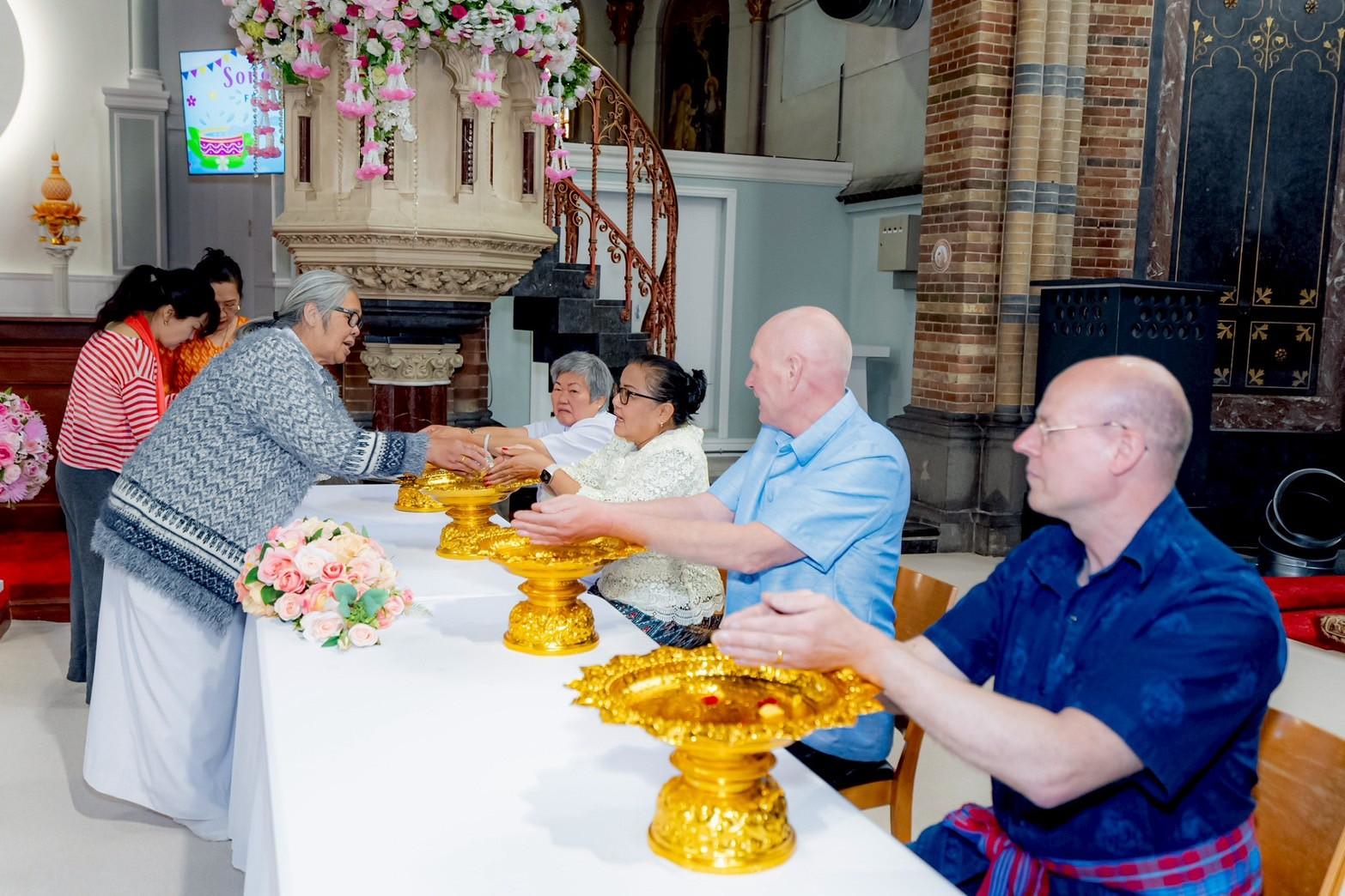 LINE_ALBUM_à¸à¹à¸²à¸§6à¸§à¸±à¸à¸à¸£à¸°à¸à¸£à¸£à¸¡à¸à¸²à¸¢à¹à¸à¹à¸à¸­à¸£à¹à¹à¸¥à¸à¸à¹ (210468)_250419_7.jpg