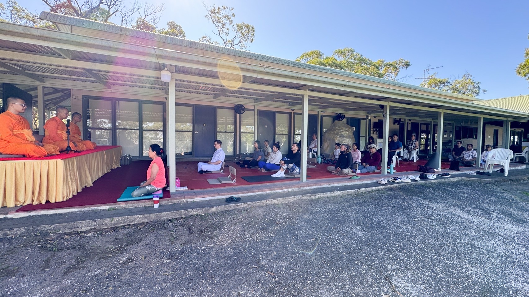 วัดพระธรรมกายนครซิดนีย์ จัดโครงการ 1 Day Meditation