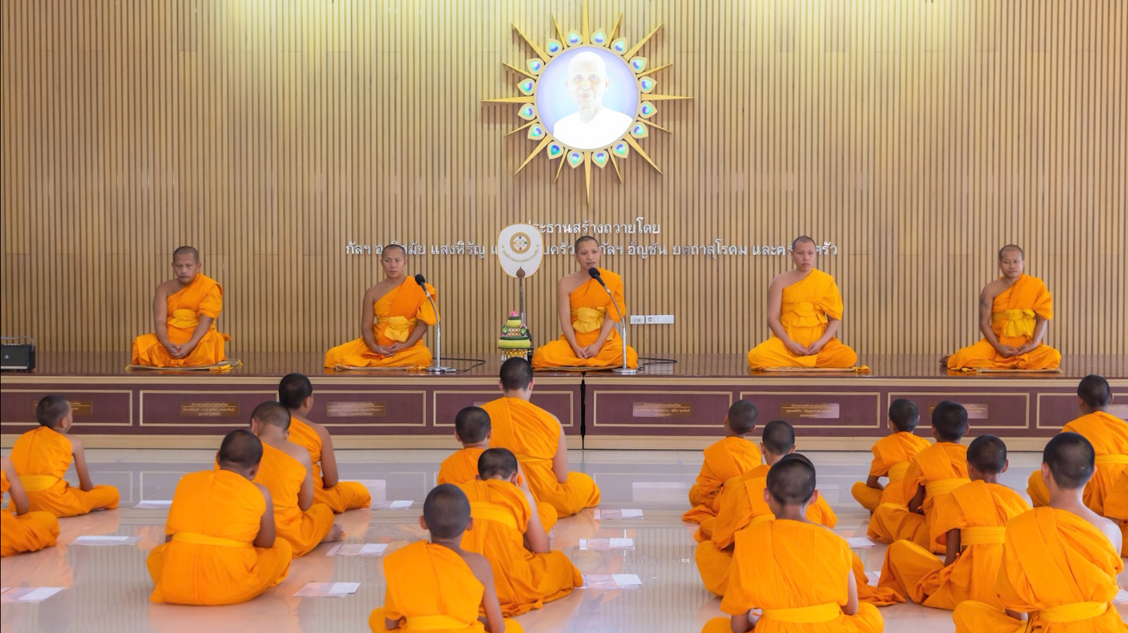 ท่านประธานสงฆ์ ได้เมตตากล่าวให้โอวาทอันทรงคุณค่าแก่สามเณรทุกรูป เพื่อเป็นแนวทางในการดำเนินชีวิต