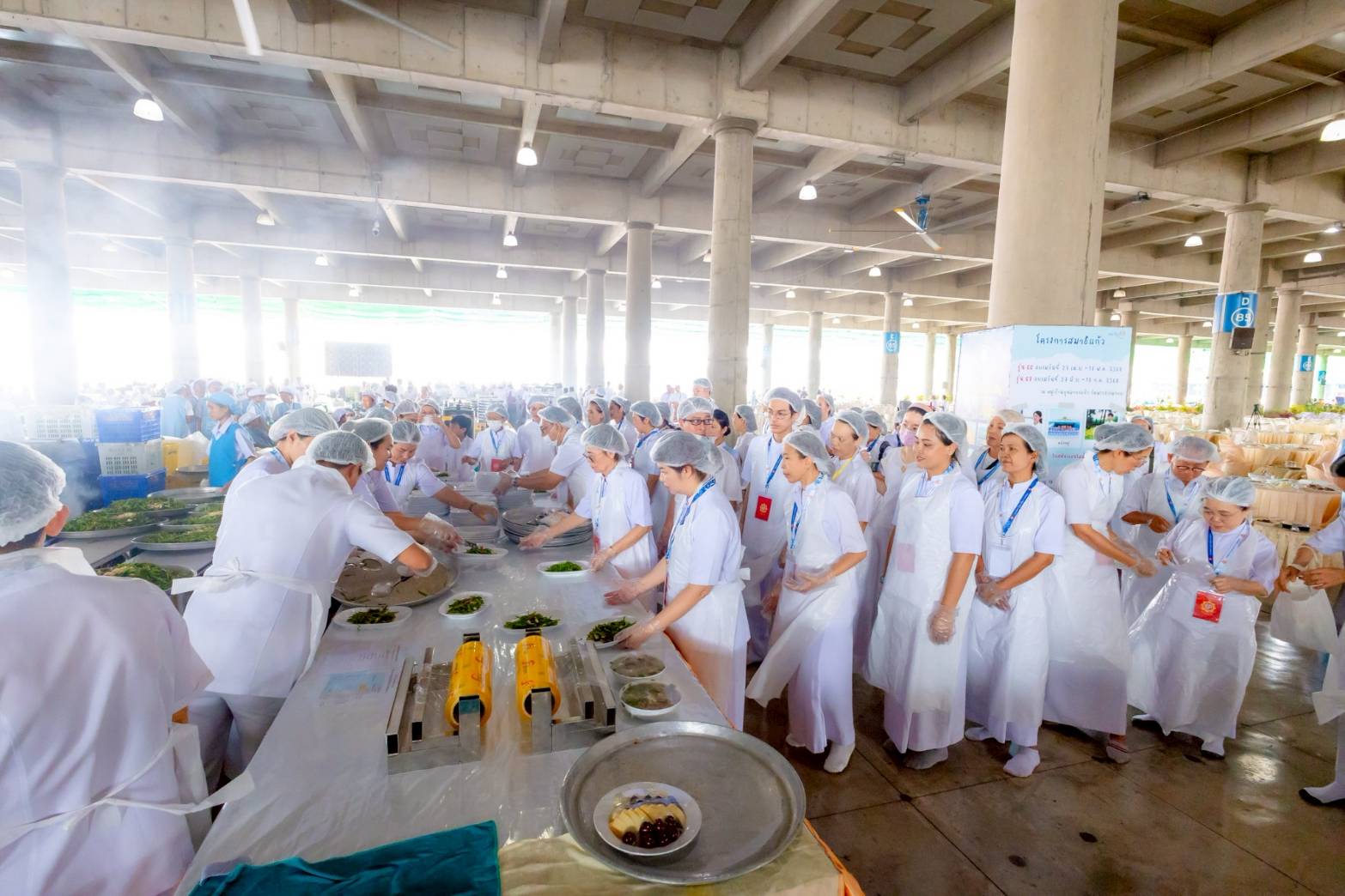 ธรรมทายาทหญิง รุ่นที่  40 ร่วมบุญใหญ่วันคุ้มครองโลก
