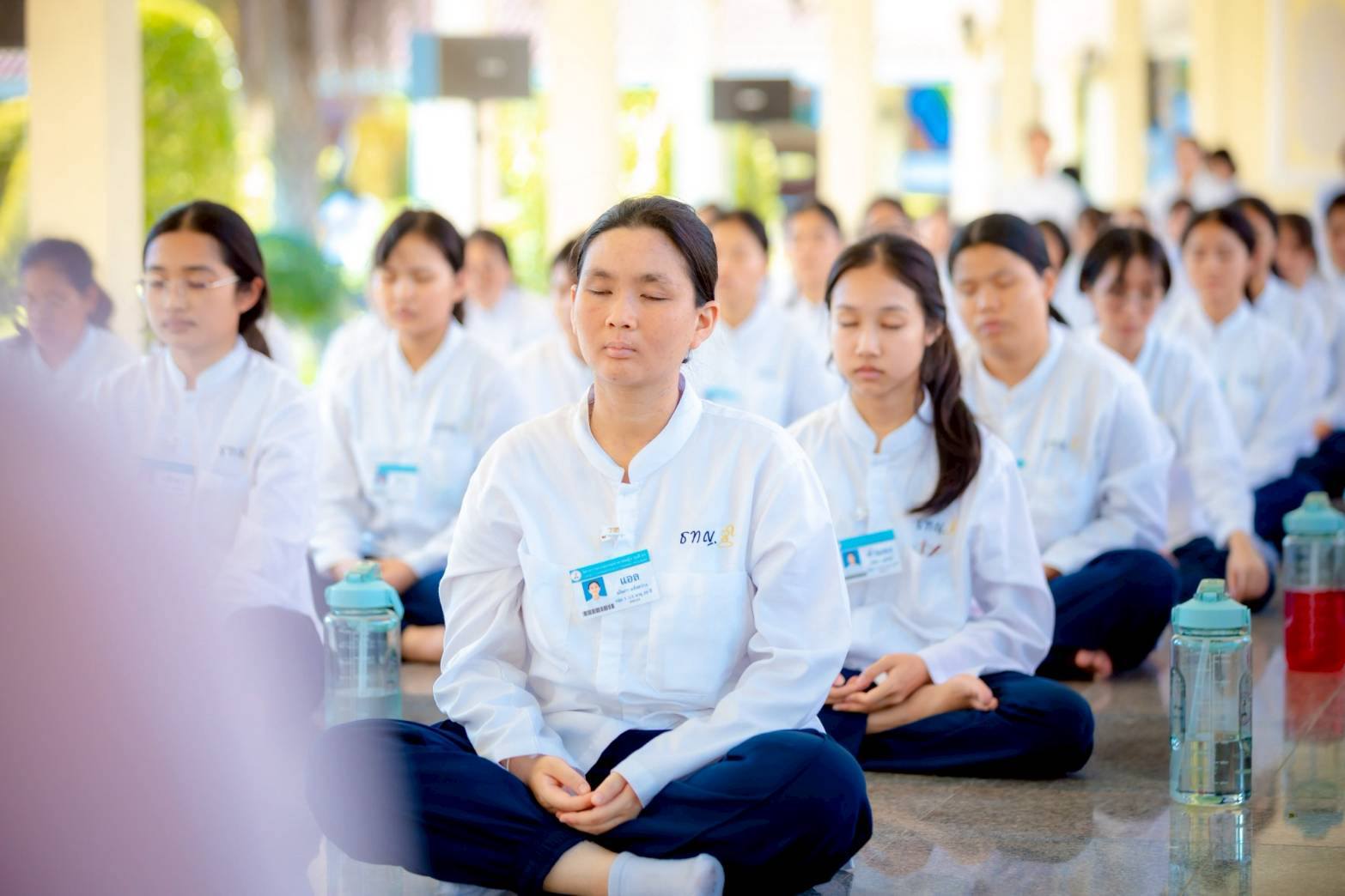 ธรรมทายาทหญิง รุ่นที่ 40 (ภาคฤดูร้อน) ปล่อยปลาให้ชีวิตสัตว์เป็นทาน 