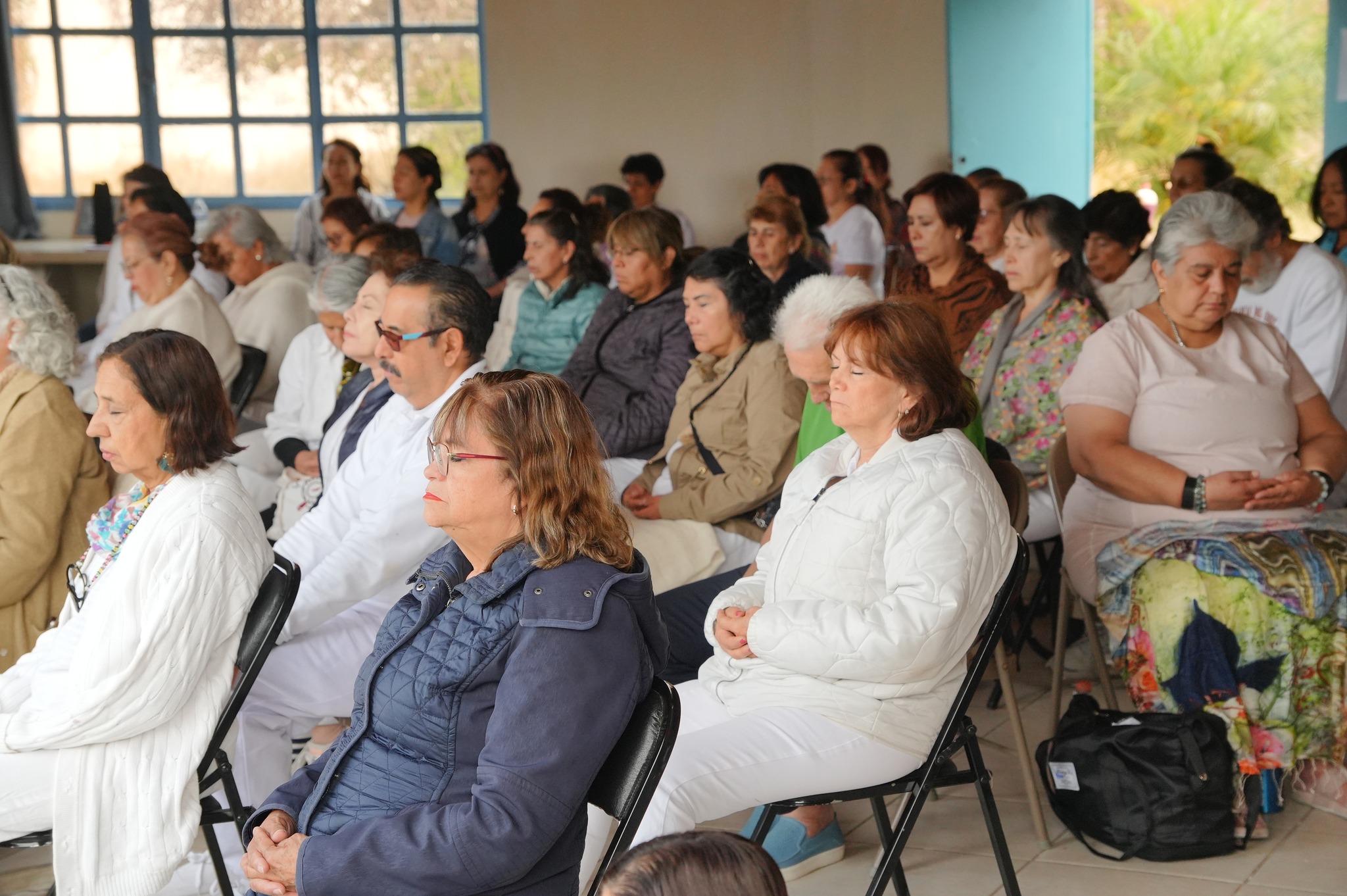 วัดพระธรรมกายเม็กซิโก จัดปฏิบัติธรรมให้กับชาวท้องถิ่น