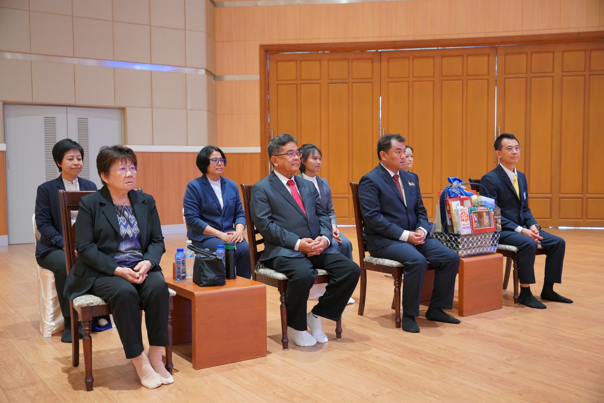 LINE_ALBUM_มà¸à¸à¸£à¸²à¸à¸§à¸±à¸¥ VQA_250501_7.jpg