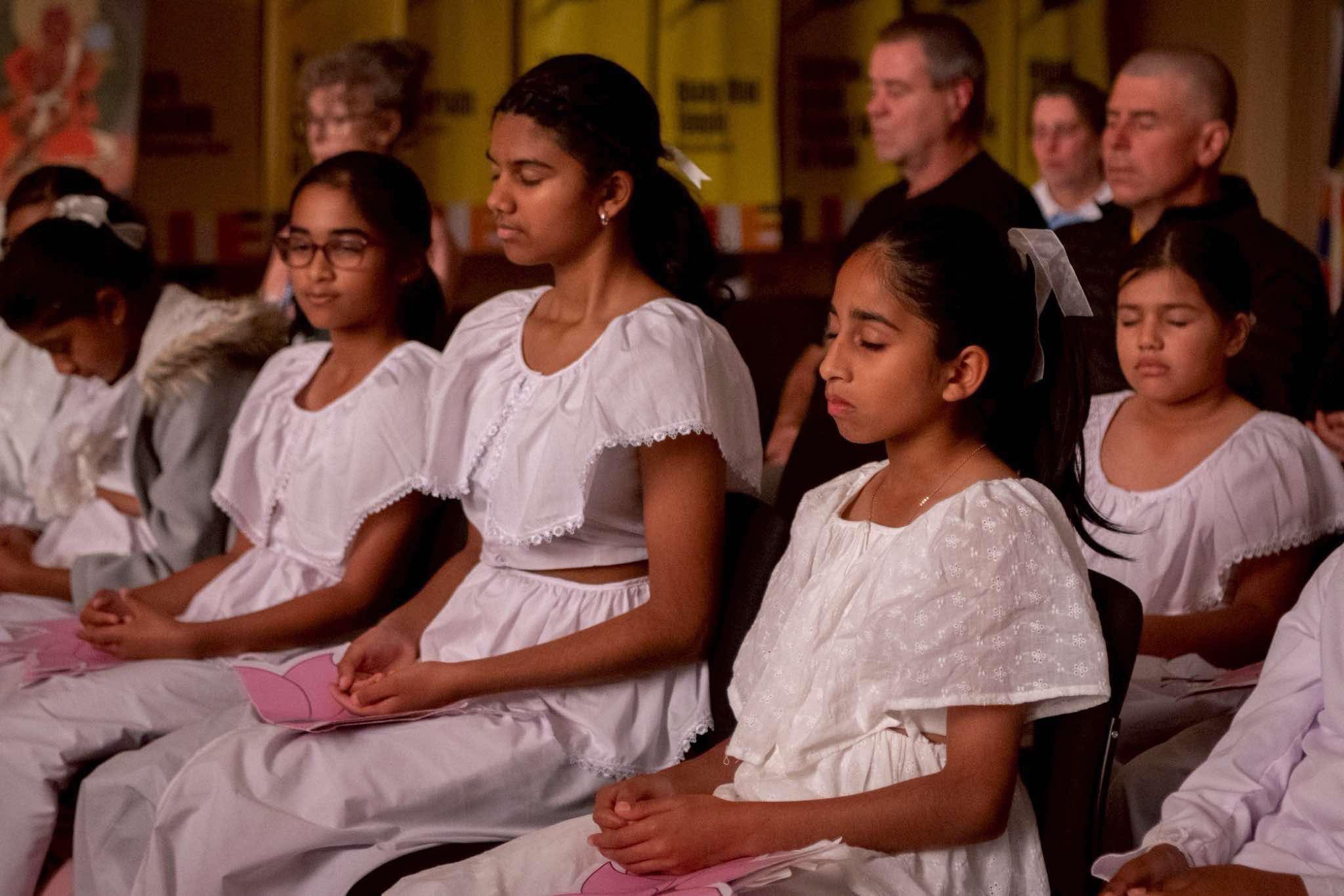 วัดพระธรรมกายเมลเบิร์น จัดงานฉลองวิสาขบูชานานาชาติ ณ ศาลากลาง นครเมลเบิร์น ประเทศออสเตรเลีย