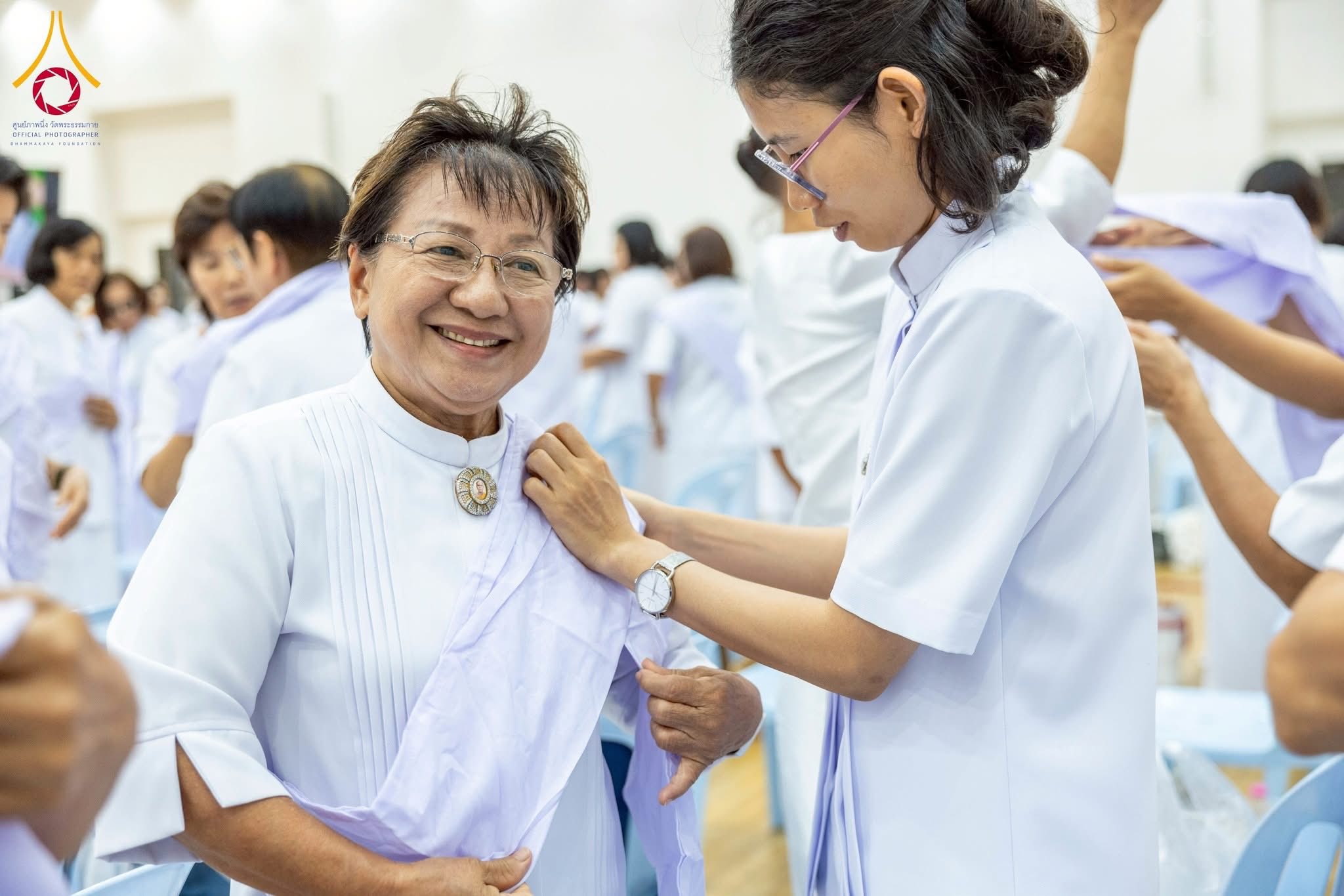 พลังสตรีเครือข่าย “บวร” อำเภอคลองหลวง “บวชอุบาสิกาแก้ว” ถวายเป็นพระราชกุศล เนื่องในวันฉัตรมงคล 2568