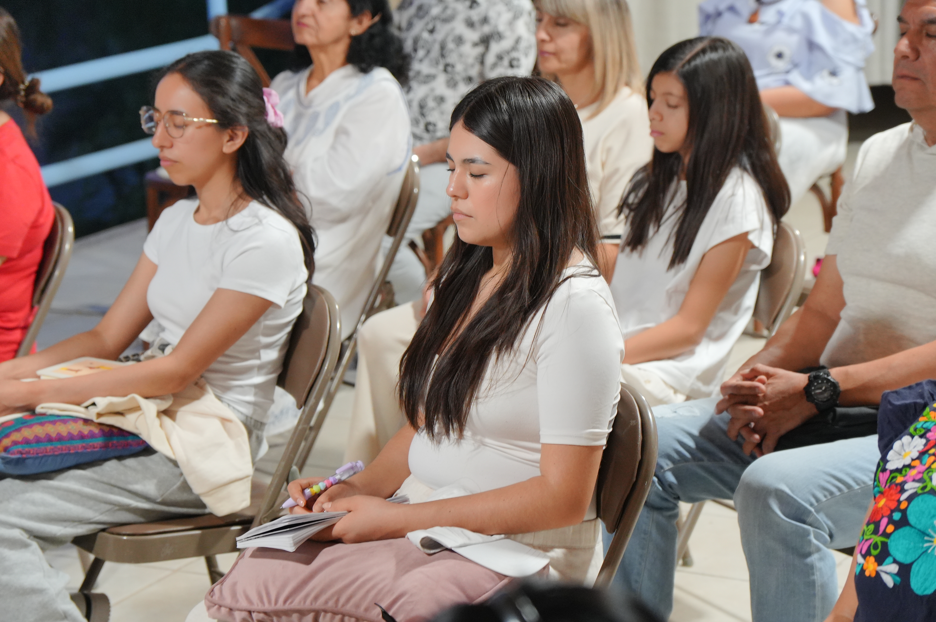 วัดพระธรรมกายเม็กซิโก จัดปฏิบัติธรรม ณ ฮาดินเซน เมืองเตโปสแลน