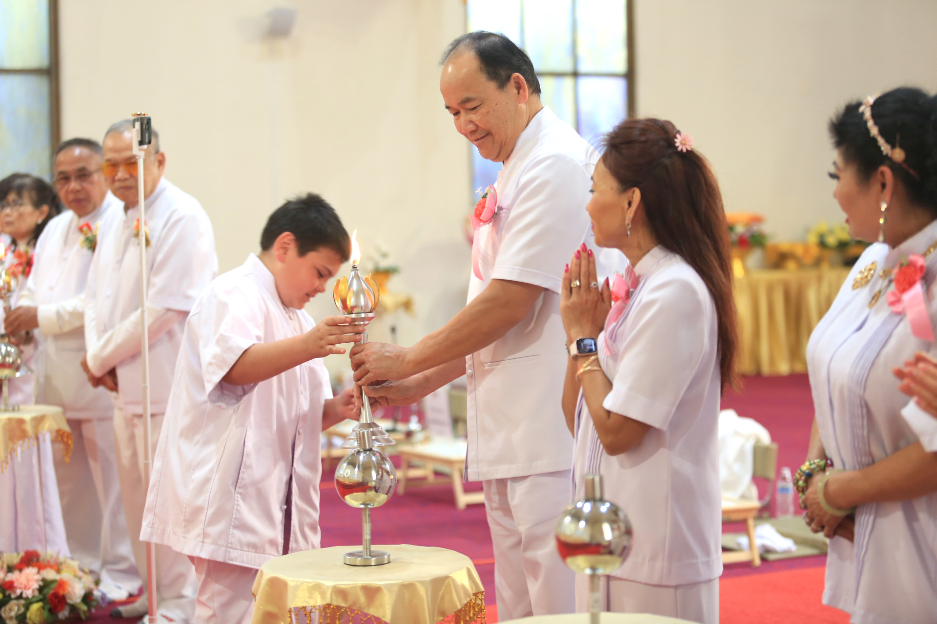 พิธีจุดชวาลบุญประทีป