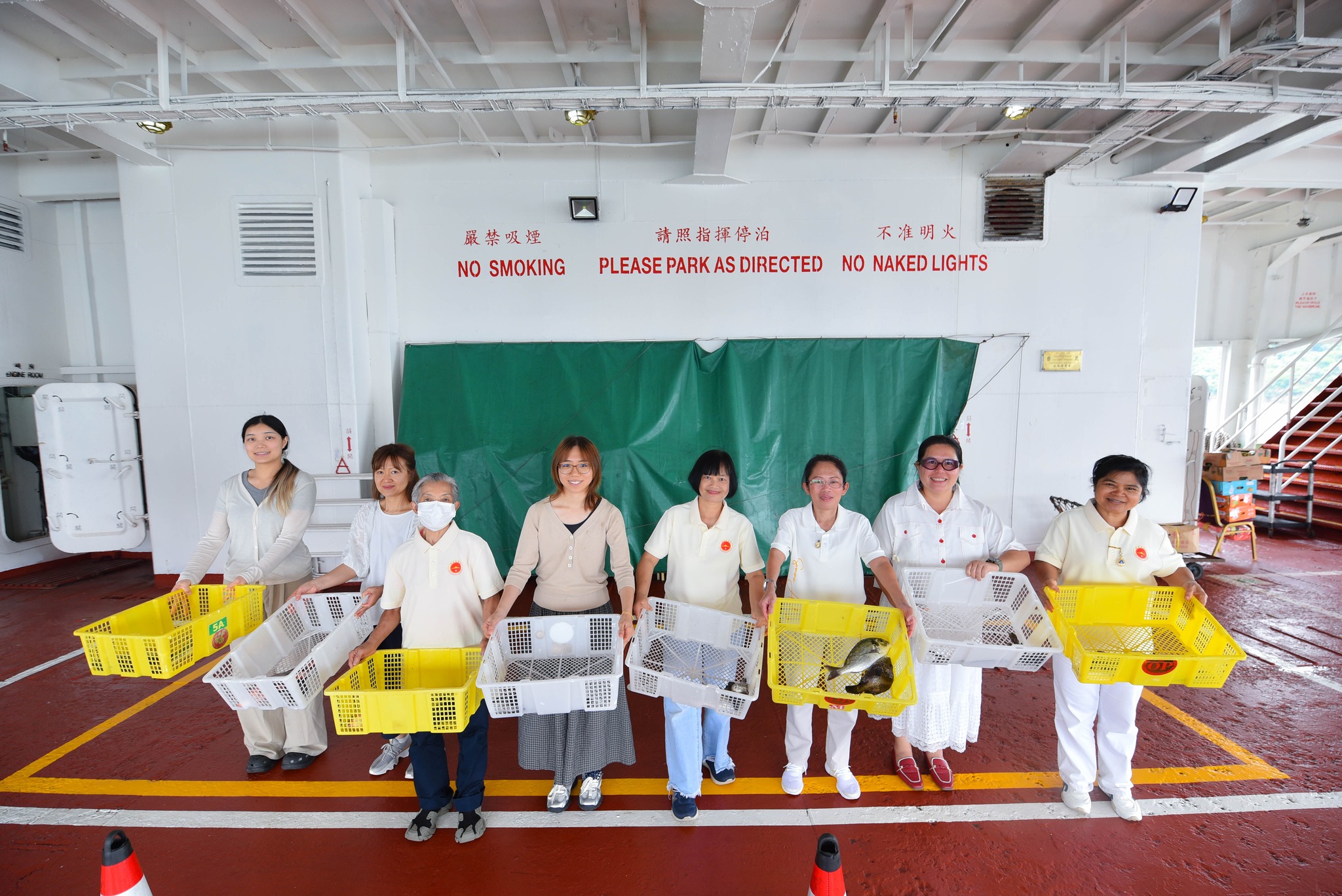 วัดพระธรรมกายฮ่องกง จัดพิธีปล่อยปลาบนเรือใหญ่กลางอ่าวฮ่องกง