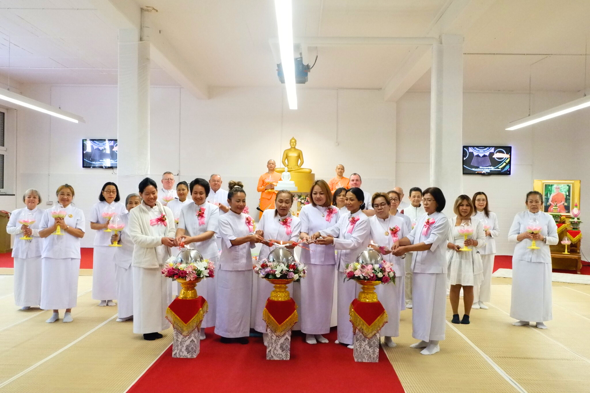 วัดพุทธนอร์ดไรน์-เวสท์ฟาเรน จัดงานบุญวันวิสาขบูชา