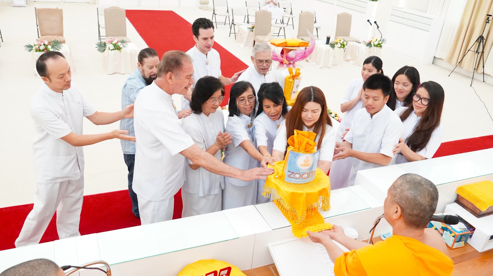 ถวายกองบุญ Zoom เพื่อการเผยแผ่วิชชาธรรมกายไปทั่วโลก