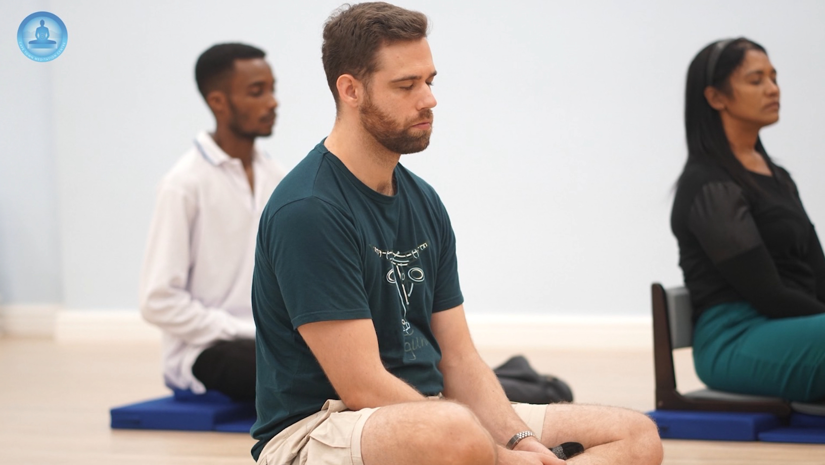 วัดพุทธเคปทาวน์ จัดคลาสสมาธิชาวท้องถิ่น