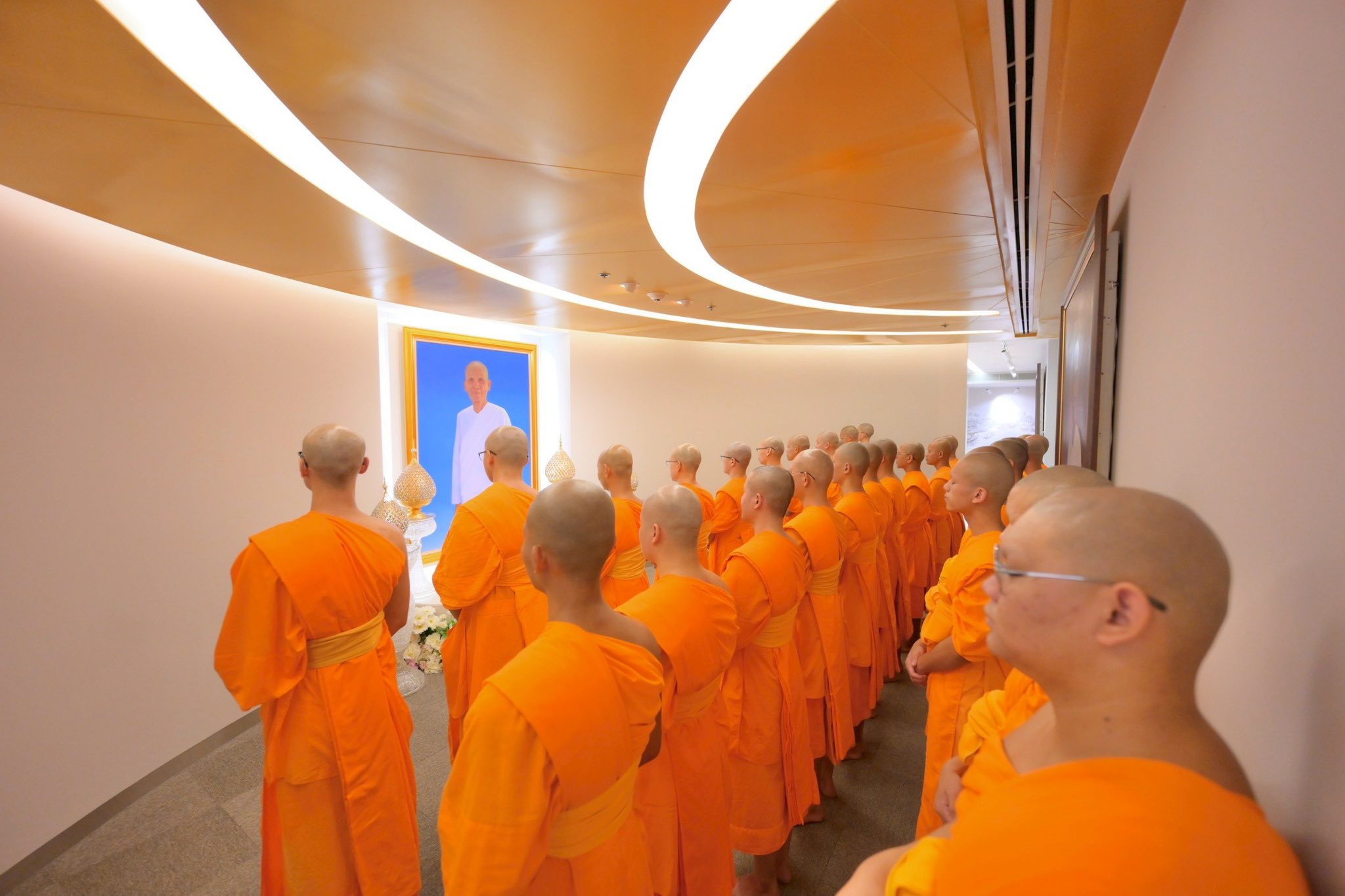 พิธีส่งตัวพระมหาเปรียญธรรม 9,6 ประโยค รับพัดยศในพระราชพิธีทรงตั้งเปรียญ