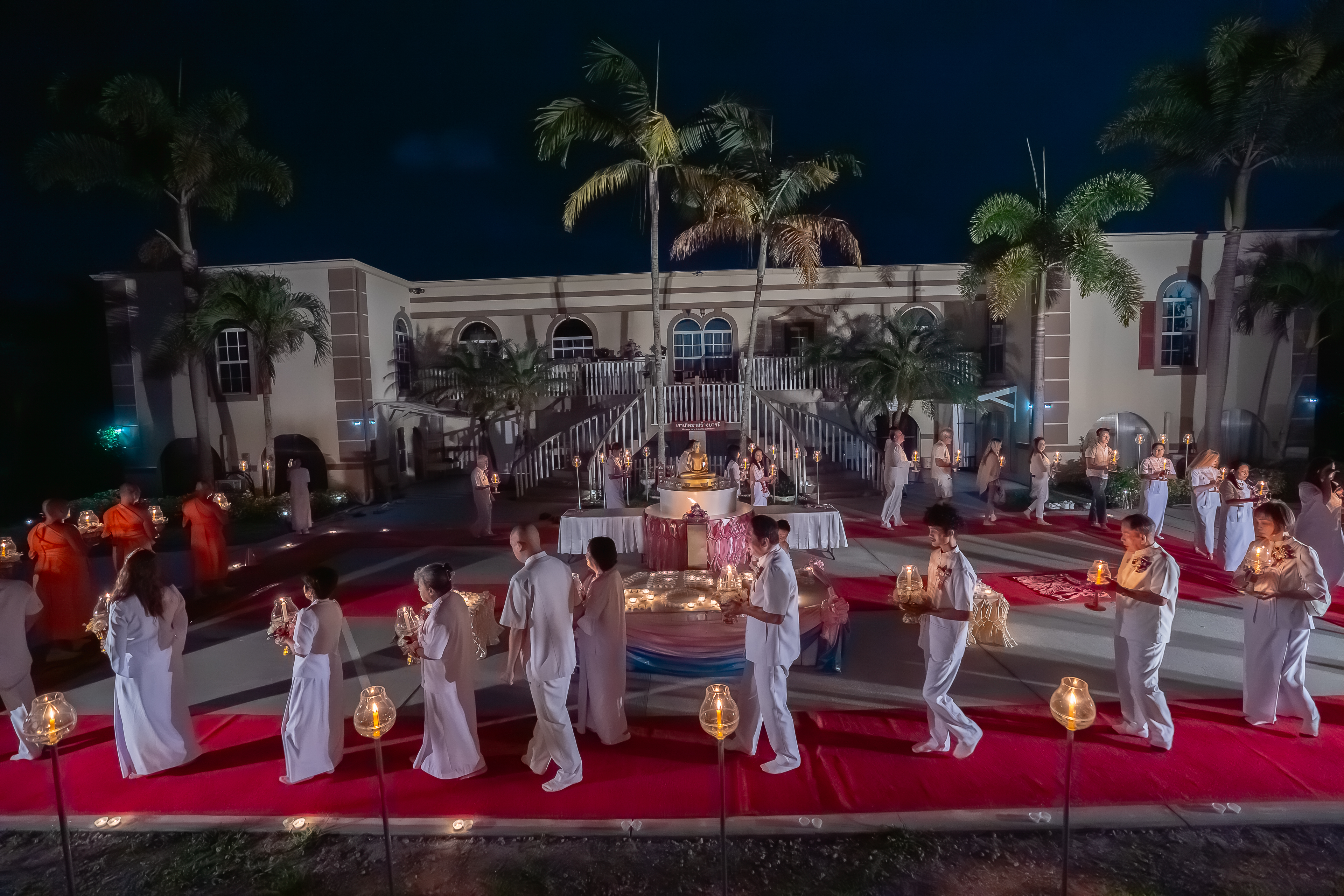 วัดพระธรรมกายปาล์มบีช จัดงานวันวิสาขบูชา