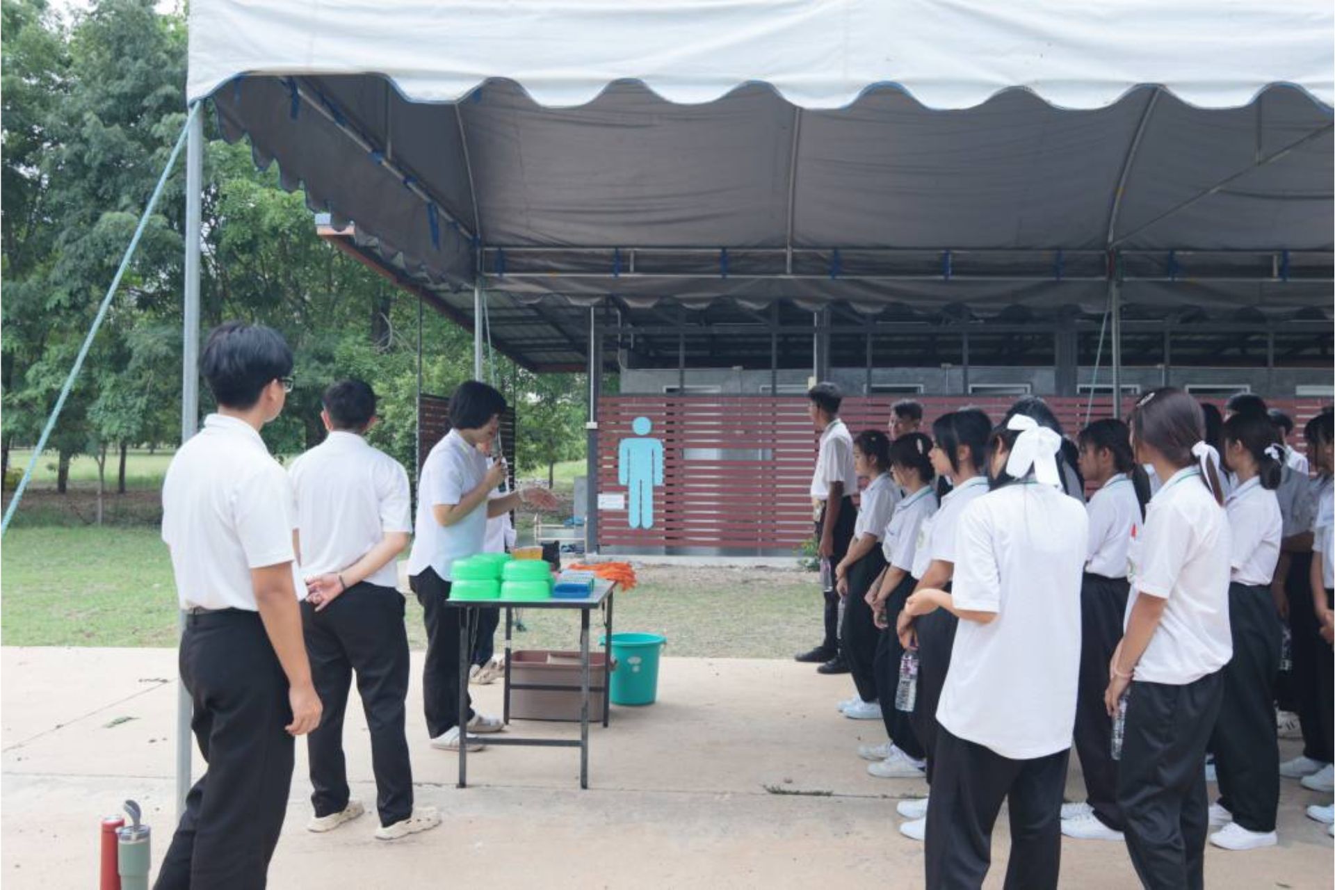 นักศึกษาวิทยาลัยเทคโนโลยีชัยบาดาล เข้าค่ายอบรมศีลธรรม