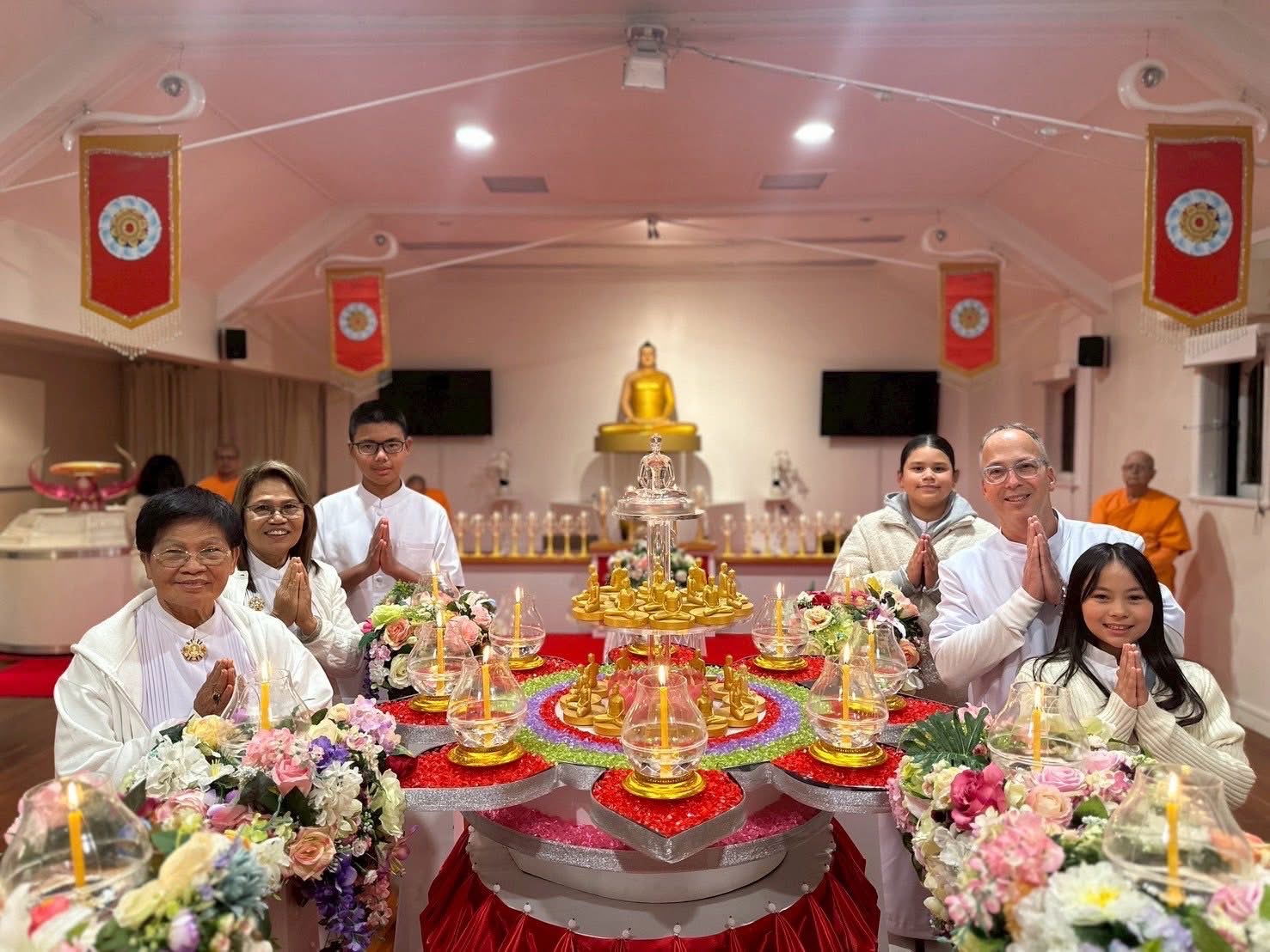 วัดพระธรรมกายโอ๊คแลนด์ จัดงานวันวิสาขบูชา