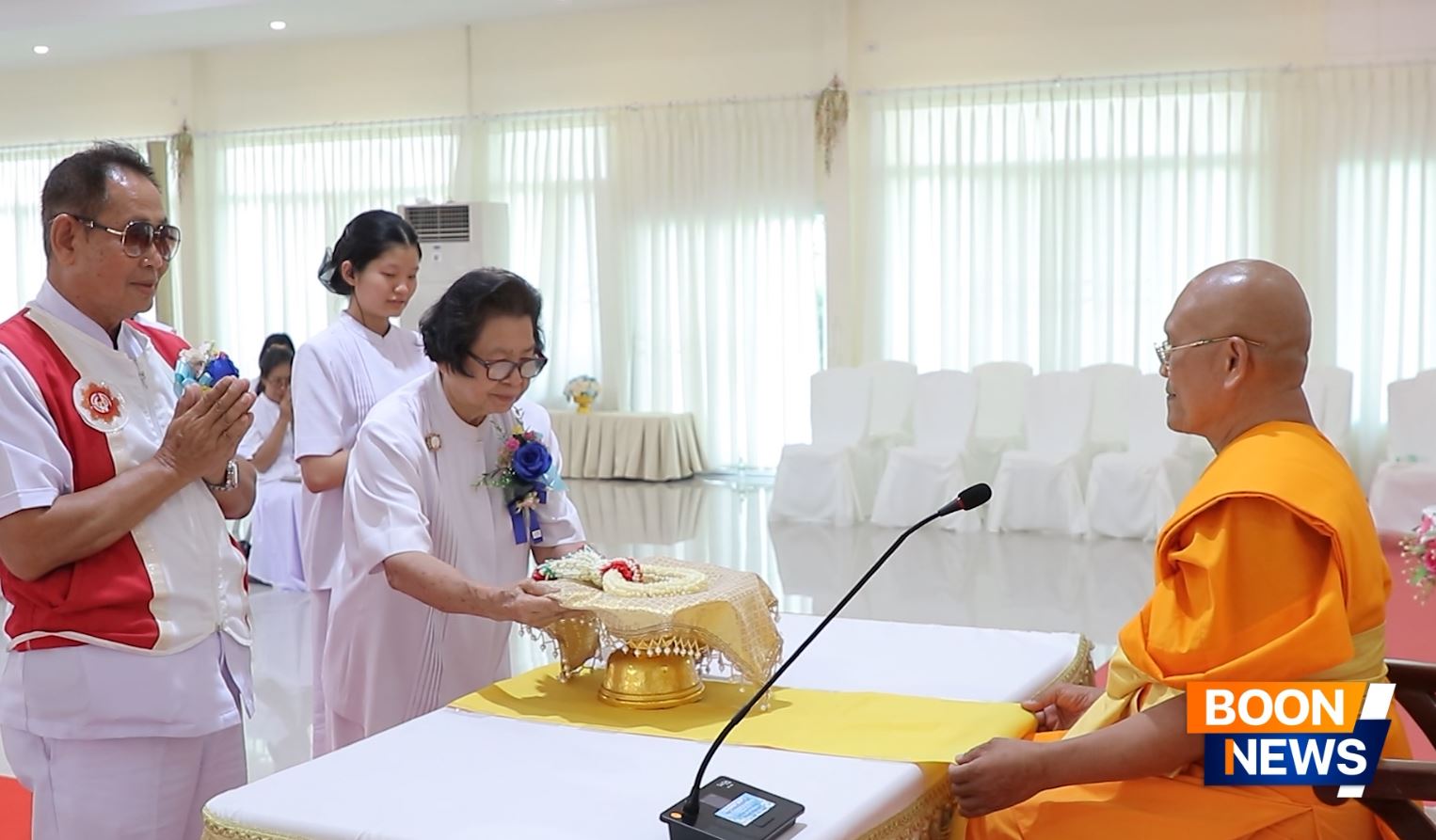 ธรรมอุทยานบ้านแป้ง จัดพิธีทอดผ้าป่า และพิธีมอบประกาศนียบัตรเชิดชูเกียรติผู้นำรถวันคุ้มครองโลก