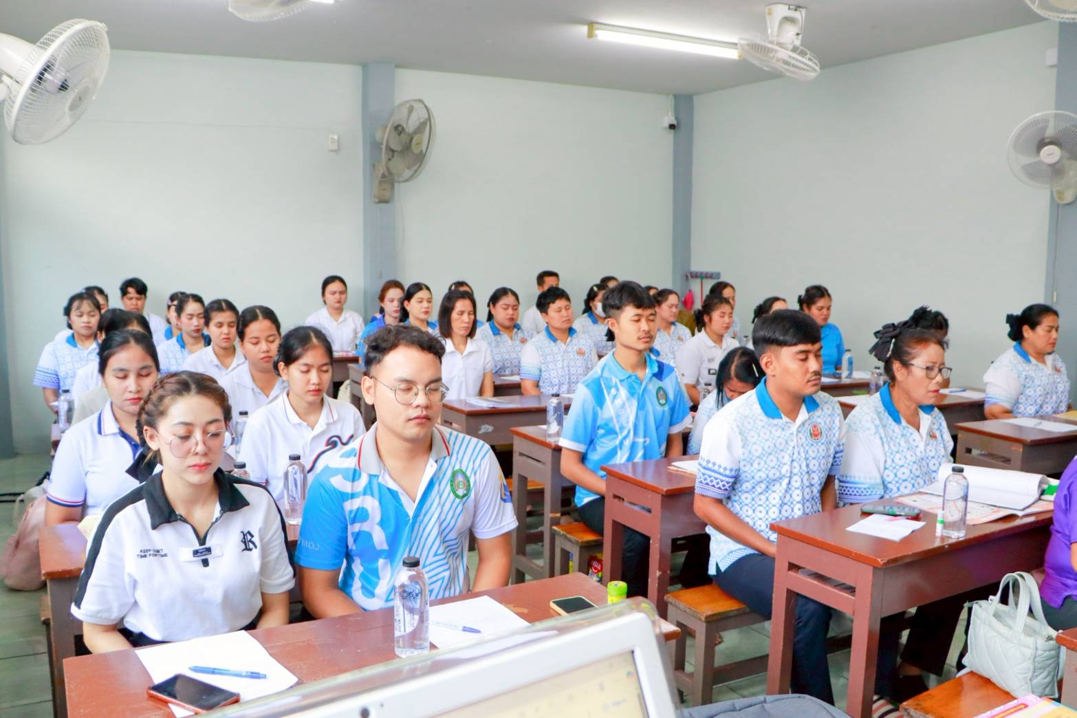 อบรมเชิงปฏิบัติการ “ห้องเรียนแห่งความดี” ณ รร.ยุวศึกษา จ.สุราษฎร์ธานี