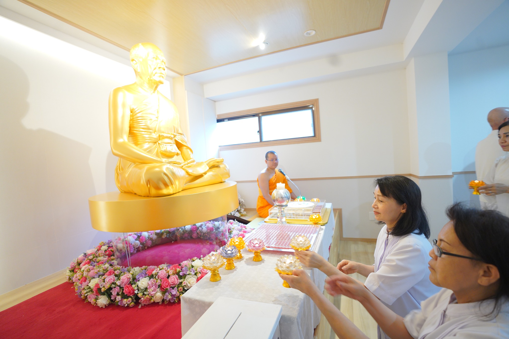 วัดพระธรรมกายโอซาก้า จัดงานบุญวันอาทิตย์