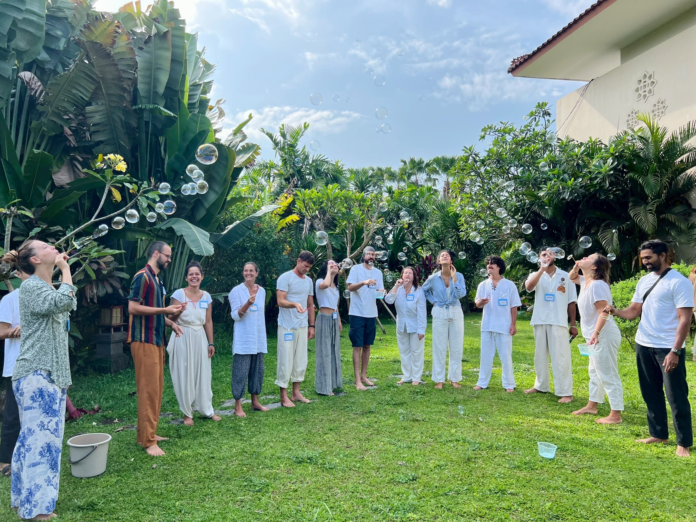วัดพุทธบาหลี จัดปฏิบัติธรรม 3 วันสำหรับชาวต่างชาติ
