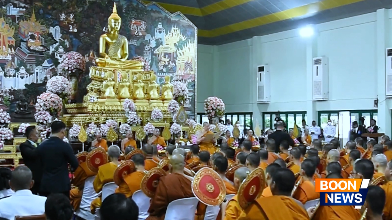 พิธีทรงตั้งเปรียญธรรม 3 ประโยค และมอบประกาศนียบัตร ประโยค 1-2 แก่พระภิกษุสามเณรหนกลาง