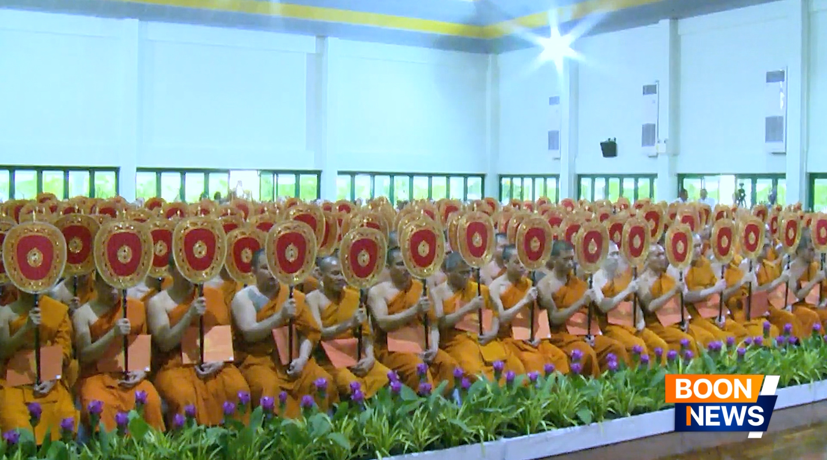 พิธีทรงตั้งเปรียญธรรม 3 ประโยค และมอบประกาศนียบัตร ประโยค 1-2 แก่พระภิกษุสามเณรหนกลาง