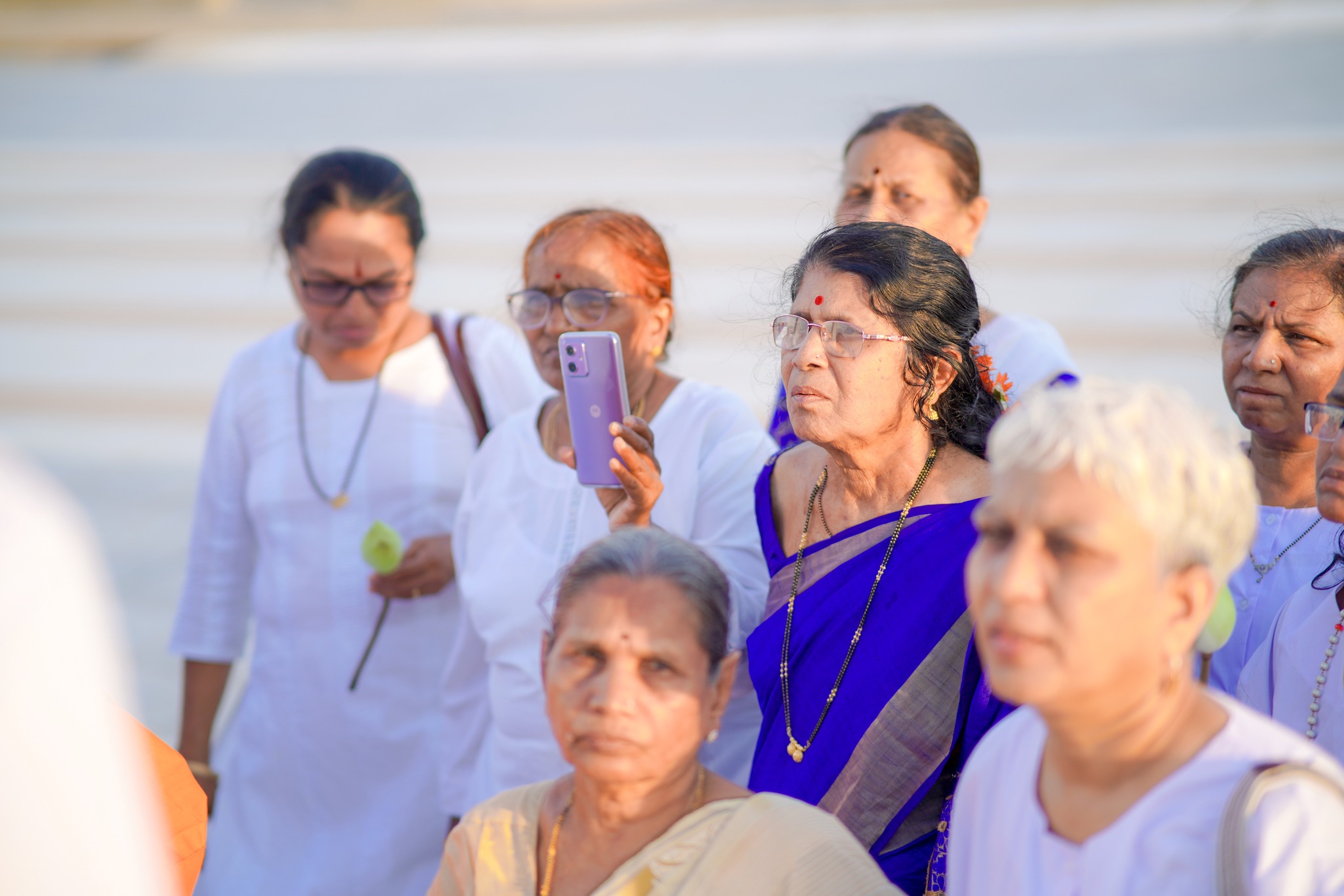 ชาวอินเดียกว่า 50 ท่าน เดินทางมาเยี่ยมชมวัดพระธรรมกาย