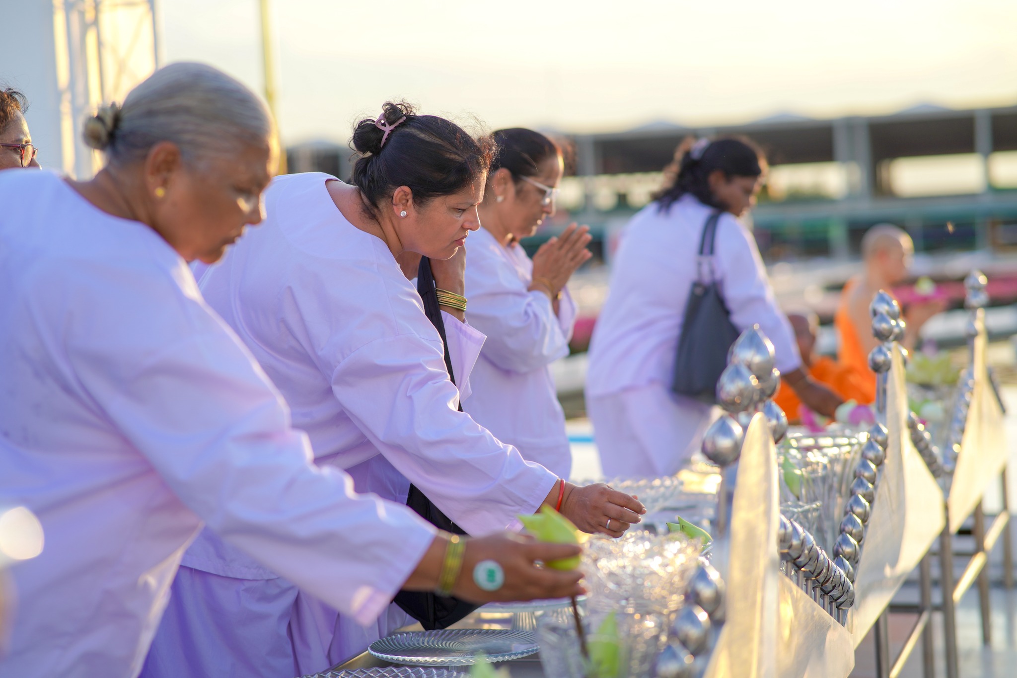 ชาวอินเดียกว่า 50 ท่าน เดินทางมาเยี่ยมชมวัดพระธรรมกาย