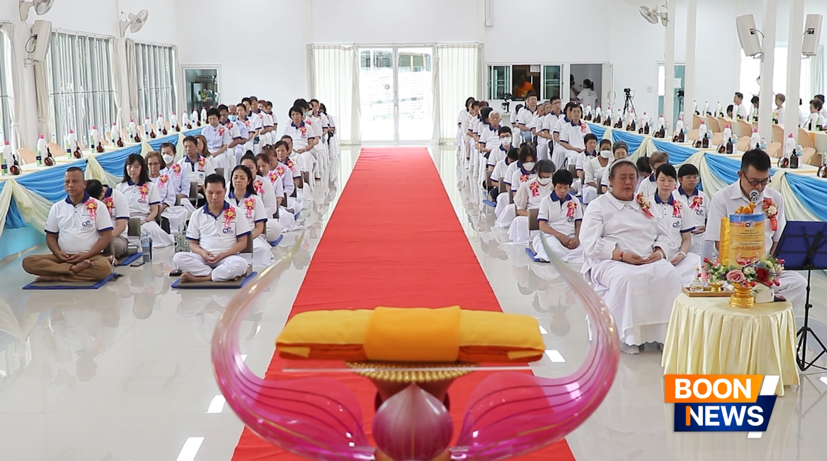 ทุกท่านได้รวมใจปฏิบัติธรรม กลั่นกายใจ ให้บริสุทธิ์