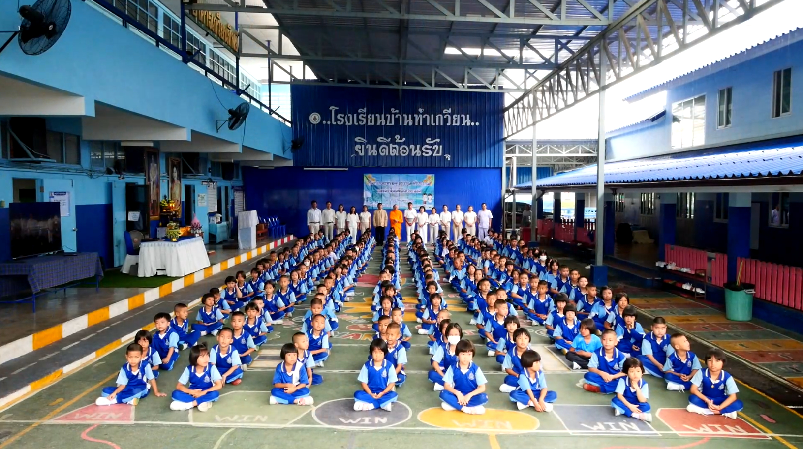 นร.รร.บ้านท่าเกวียน เข้าร่วมอบรมคุณธรรม จริยธรรม และค่านิยมที่พึงประสงค์