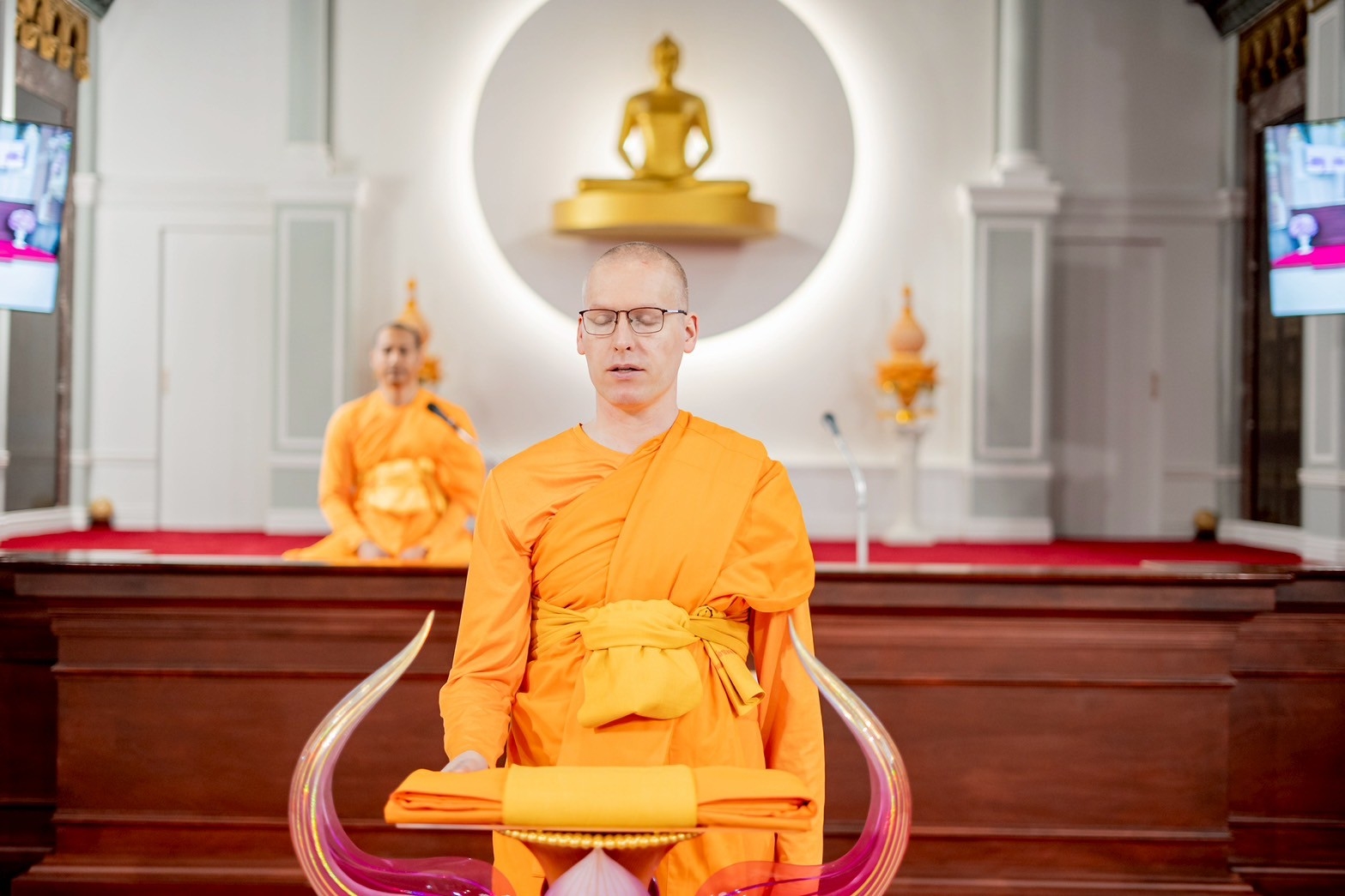 วัดพระธรรมกายเนเธอร์แลนด์ จัดงานบุญบูชาข้าวพระ