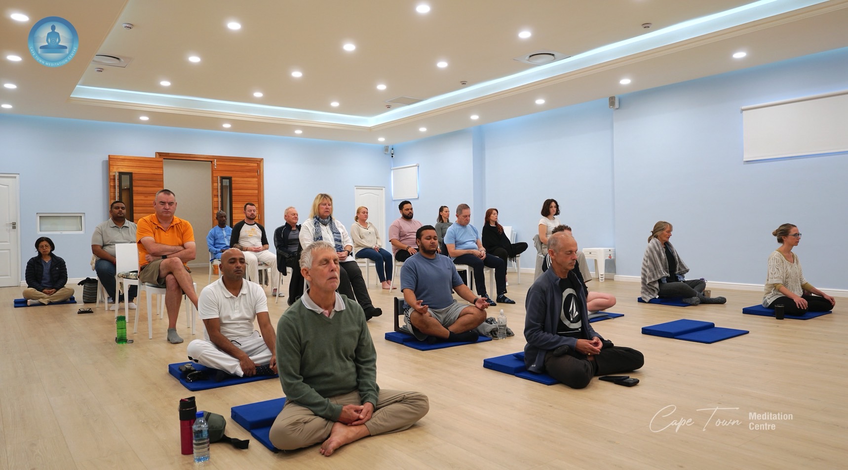 วัดพุทธเคปทาวน์ จัดคลาสสมาธิชาวท้องถิ่น