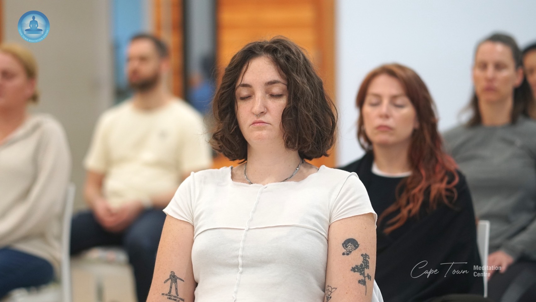 วัดพุทธเคปทาวน์ สาธารณรัฐแอฟริกาใต้ ได้จัด“คลาสสมาธิ ชาวท้องถิ่น ” เพื่อให้ชาวท้องถิ่นได้มาฟังธรรมและนั่งสมาธิร่วมกัน