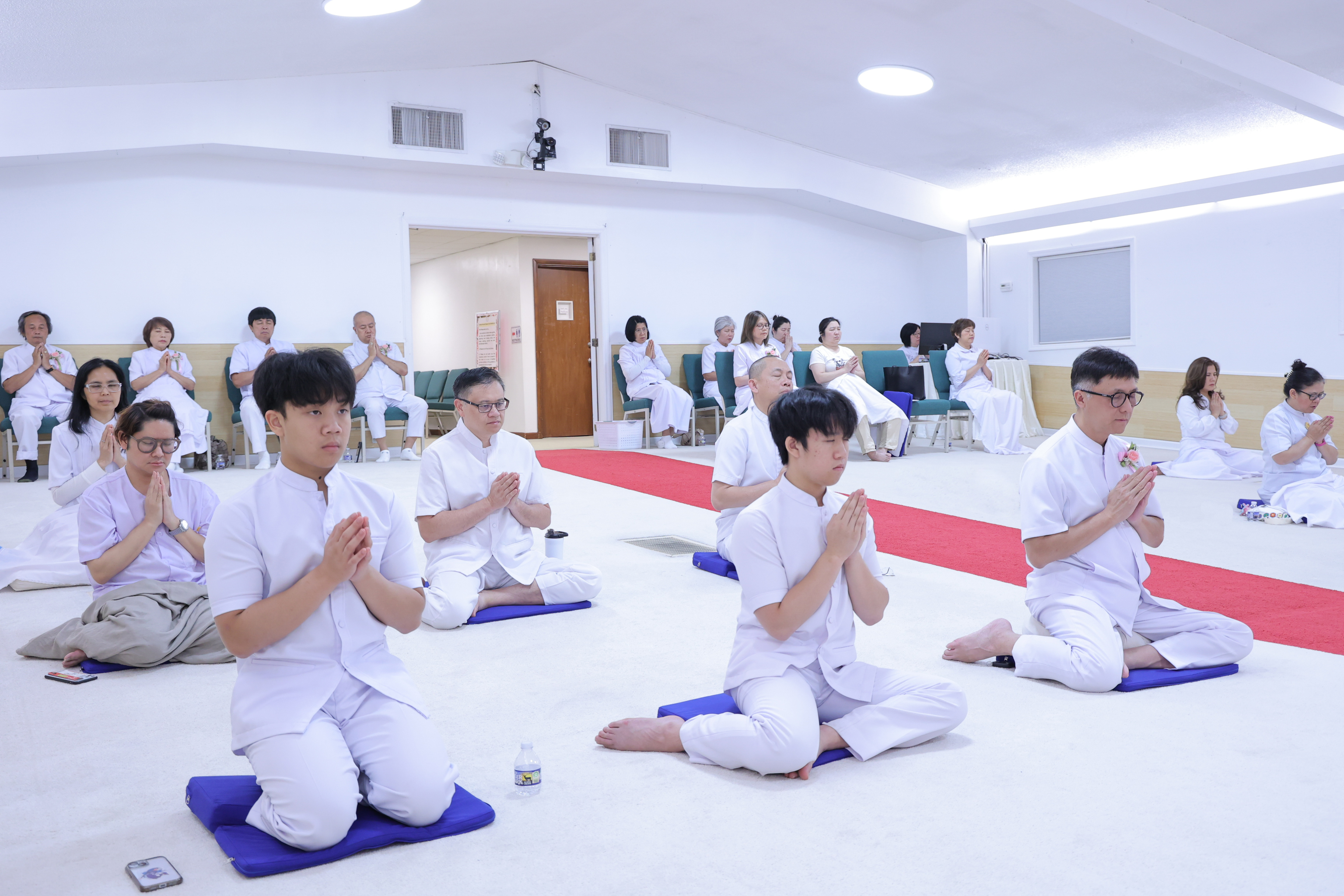 วัดพระธรรมกายจอร์เจีย จัดงานบุญบูชาข้าวพระ