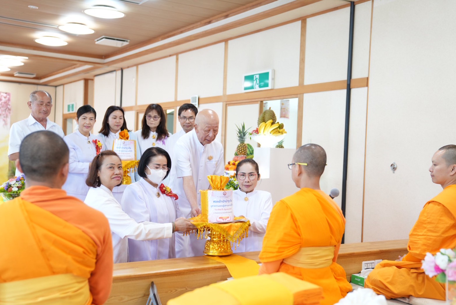 วัดพระธรรมกายนางาโน่ จัดปฐมเริ่มบูชาข้าวพระ