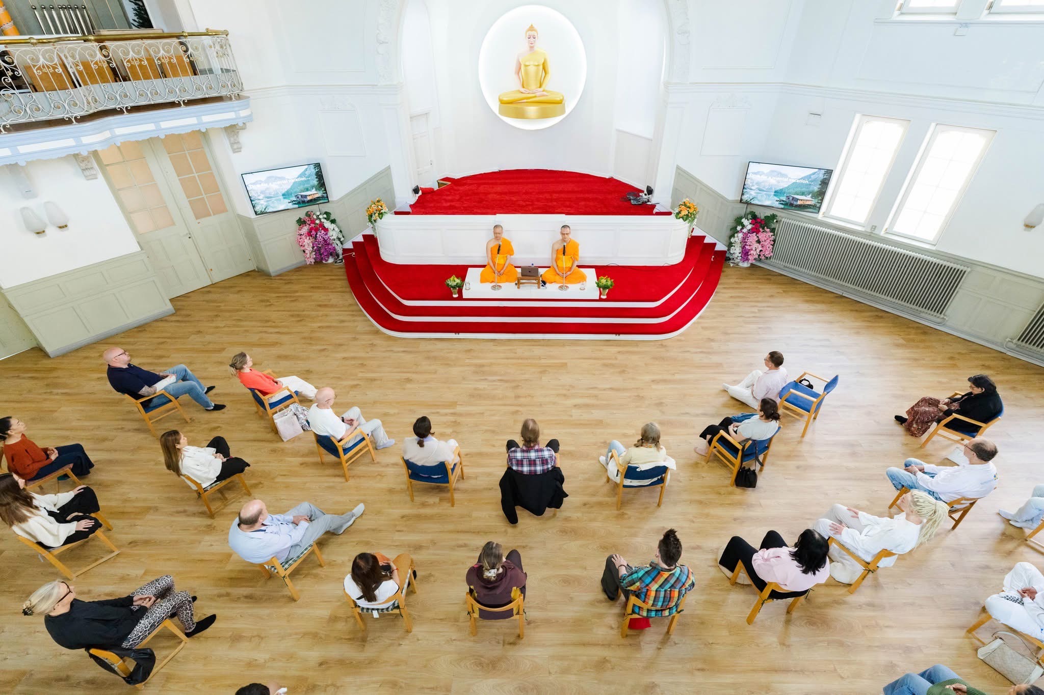 วัดพระธรรมกายนอร์ธสวีเดน จัดโครงการ meditation wisdom talk