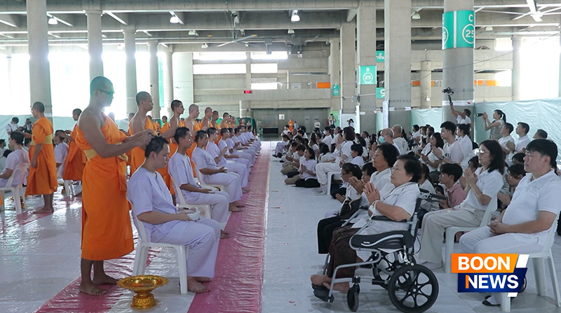 พิธีตัดปอยผมโครงการอุปสมบทหมู่ธรรมทายาท ระดับอุดมศึกษา รุ่นที่ 52 ภาคฤดูฝน