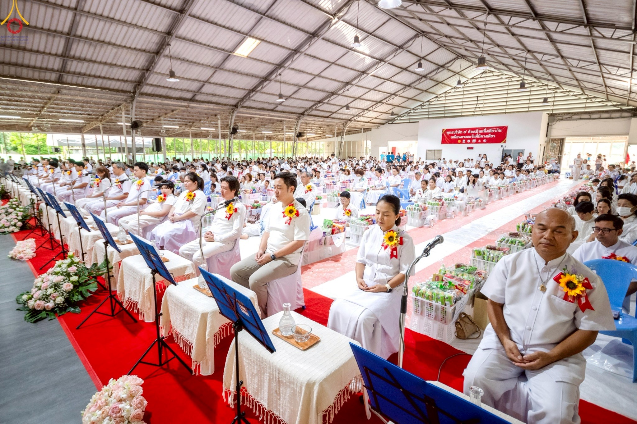 พิธีตักบาตรพระ 500 รูป อำเภอสันทราย ปีที่ 10