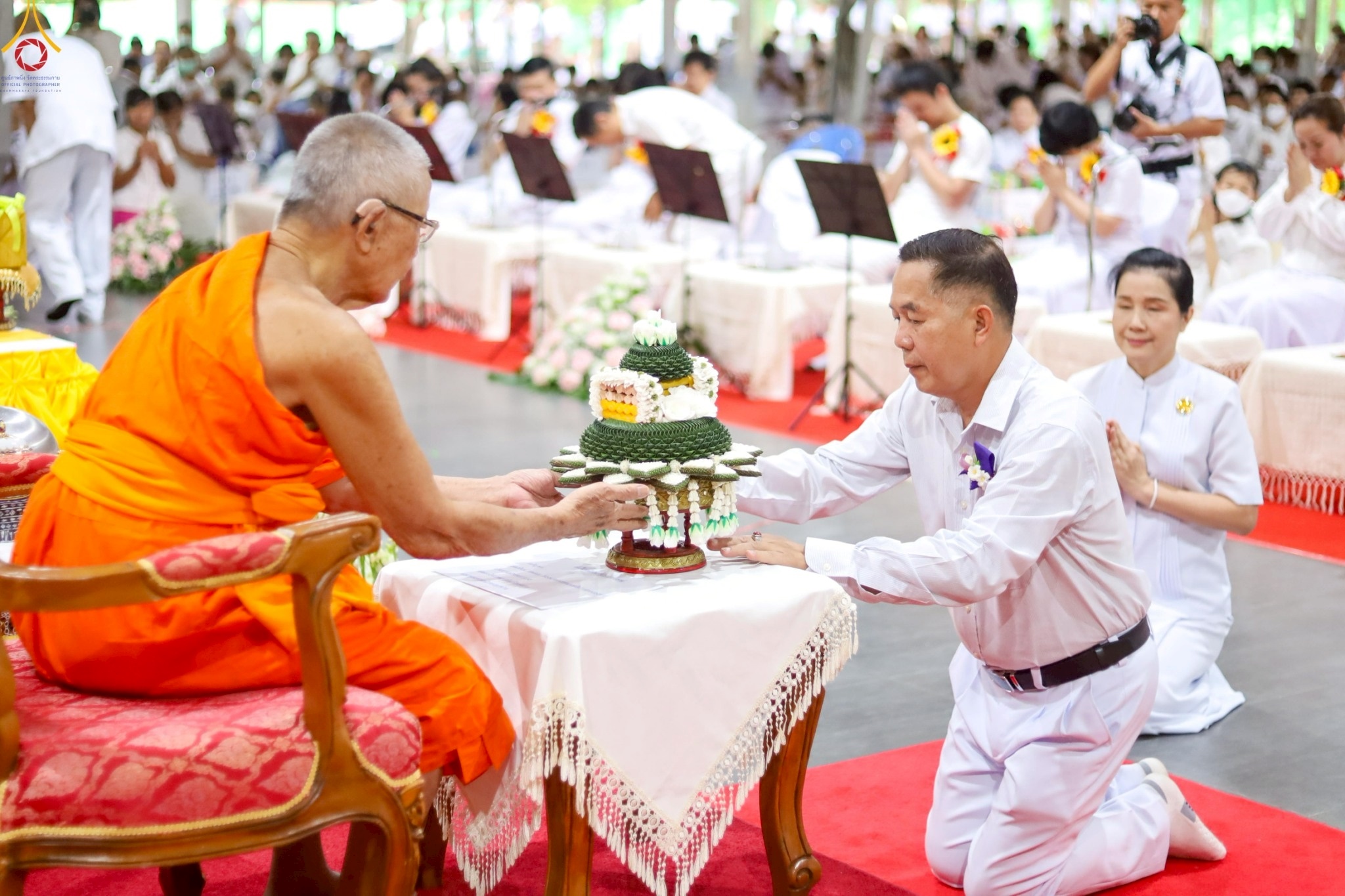 พิธีตักบาตรพระ 500 รูป อำเภอสันทราย ปีที่ 10