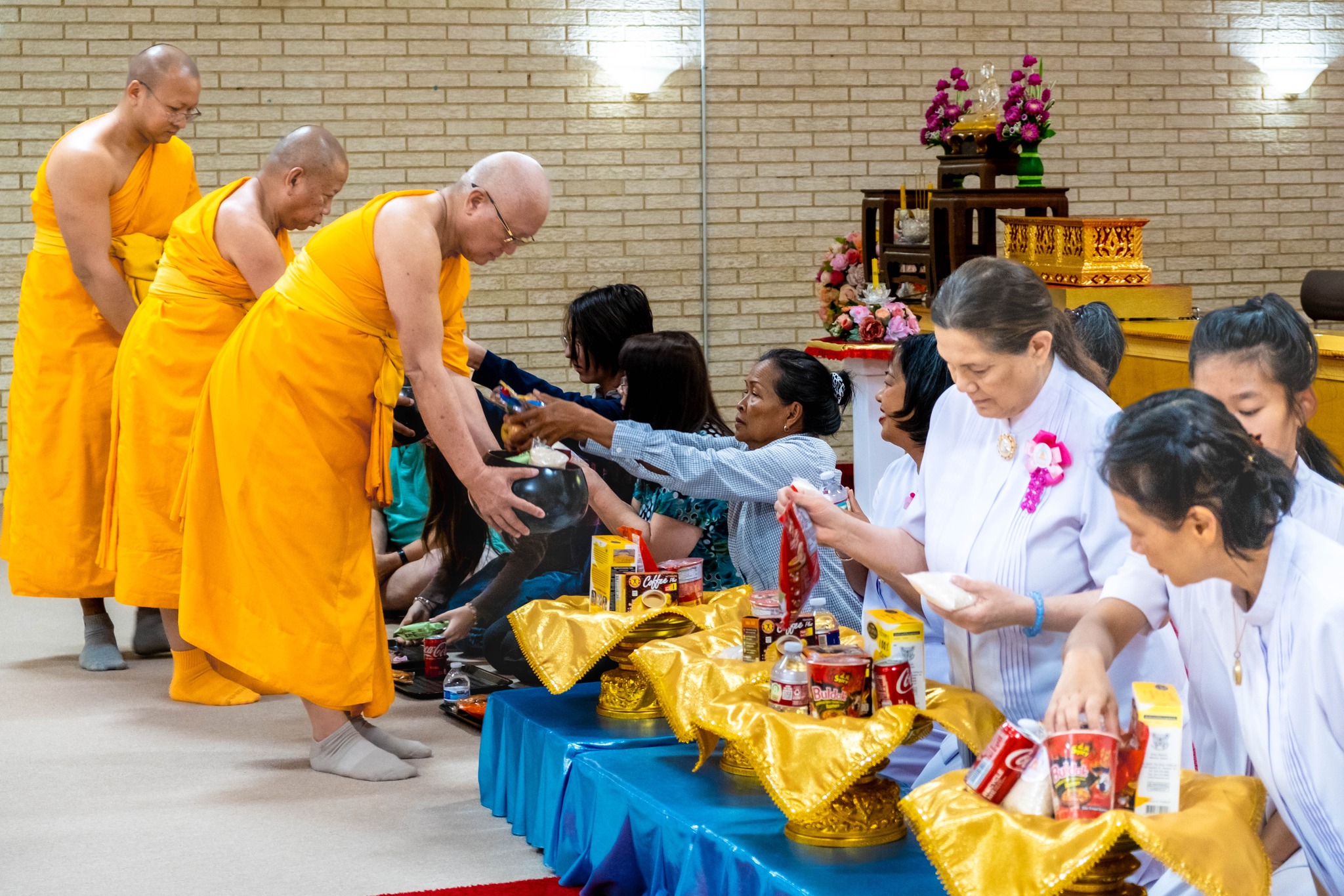 วัดพระธรรมกายเท็กซัส จัดงานบุญวันอาทิตย์