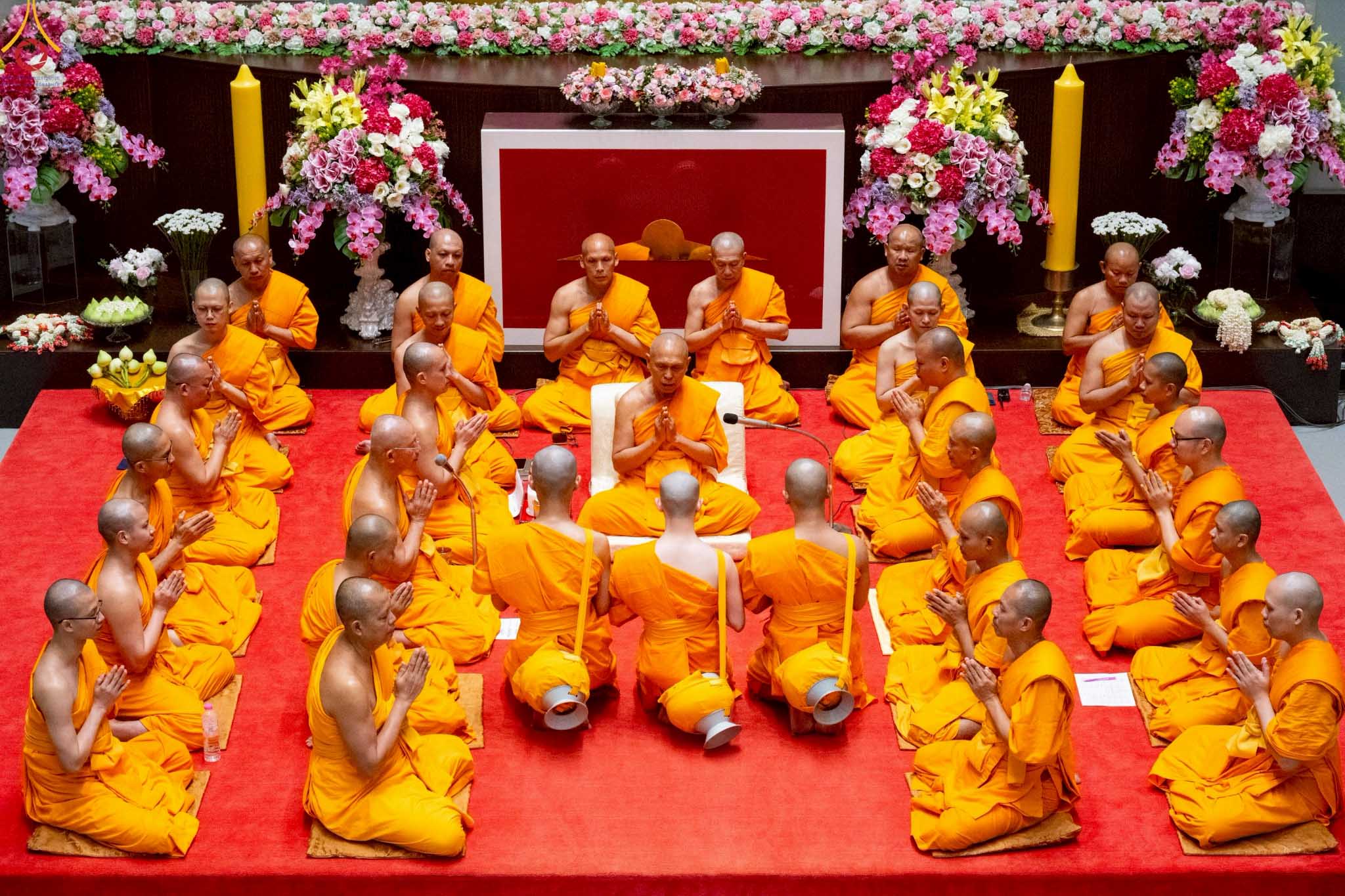 พิธีอุปสมบทโครงการอุปสมบทหมู่รุ่นผู้บริหาร รุ่นที่15 และระดับอุดมศึกษา รุ่นที่ 52