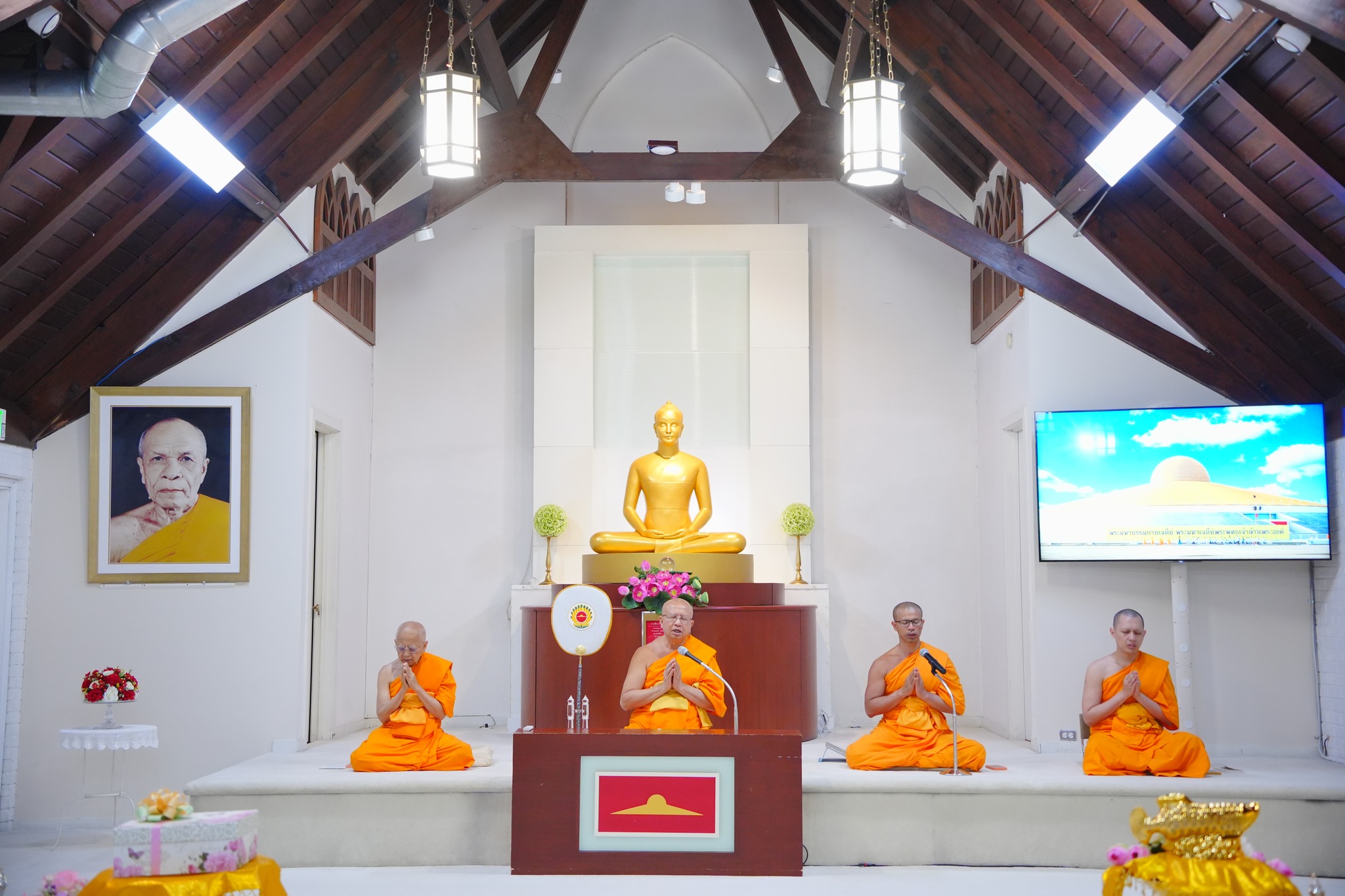 วัดพระธรรมกายชิคาโก จัดงานบุญวันอาทิตย์