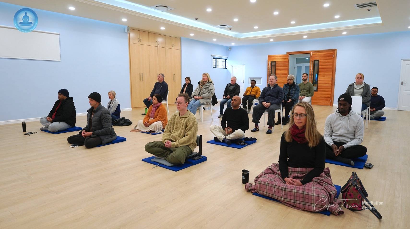 วัดพุทธเคปทาวน์ จัดกิจกรรมสมาธิเพื่อสันติสุขภายใน