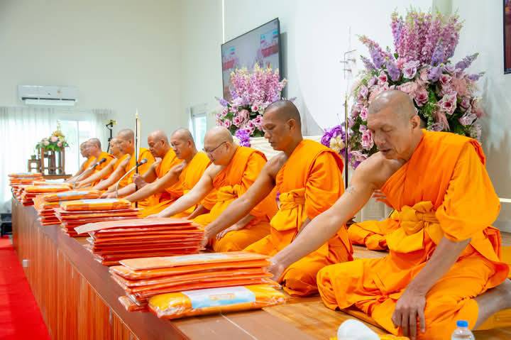 คณะสงฆ์ได้พิจารณาผ้าป่า