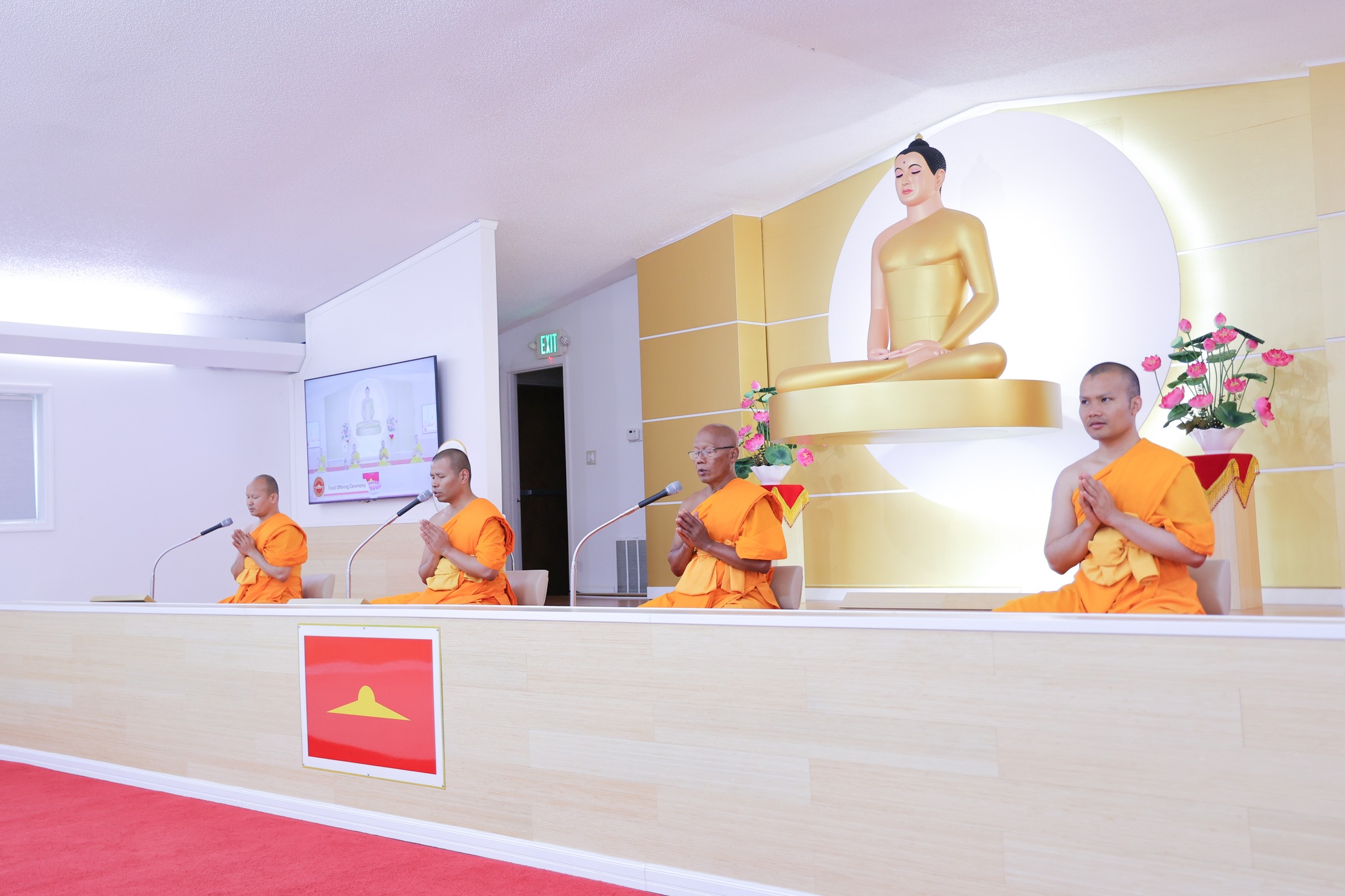 วัดพระธรรมกายจอร์เจีย จัดงานบุญวันอาทิตย์
