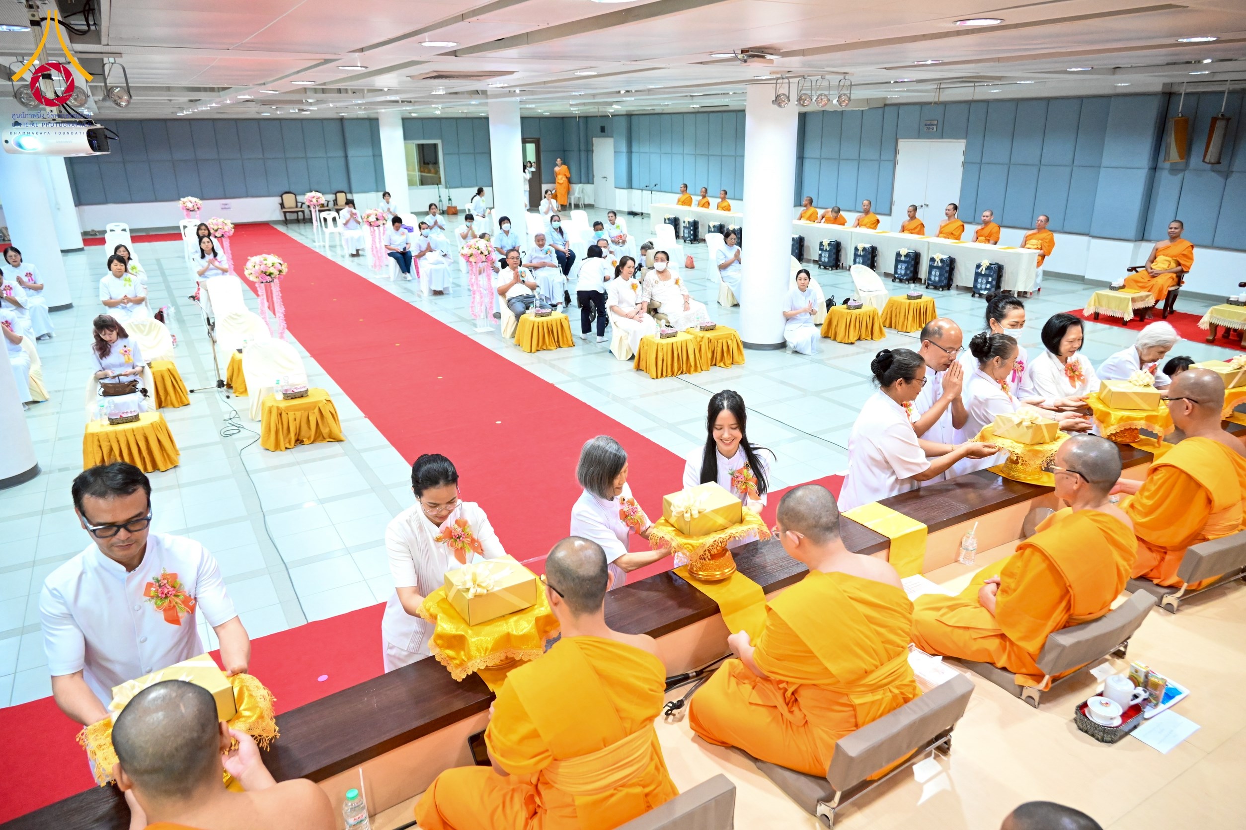 พิธีทอดผ้าป่าทุนพัฒนาพระมหาเปรียญธรรม และเผยแผ่พระพุทธศาสนาทั่วโลก
